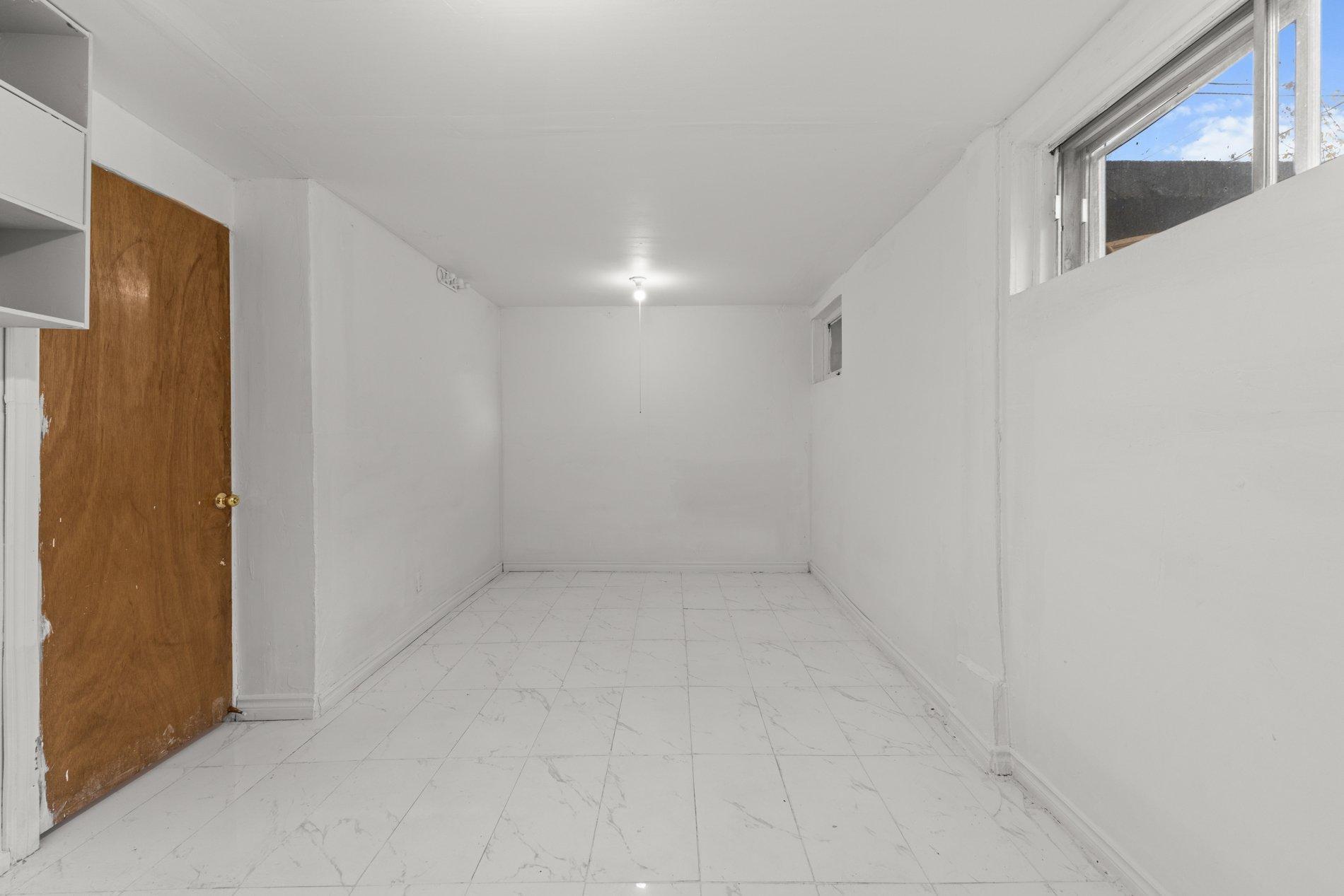 









305


Rue de Pierrefontaine

,
Boisbriand,




QC
J7G1Y1

