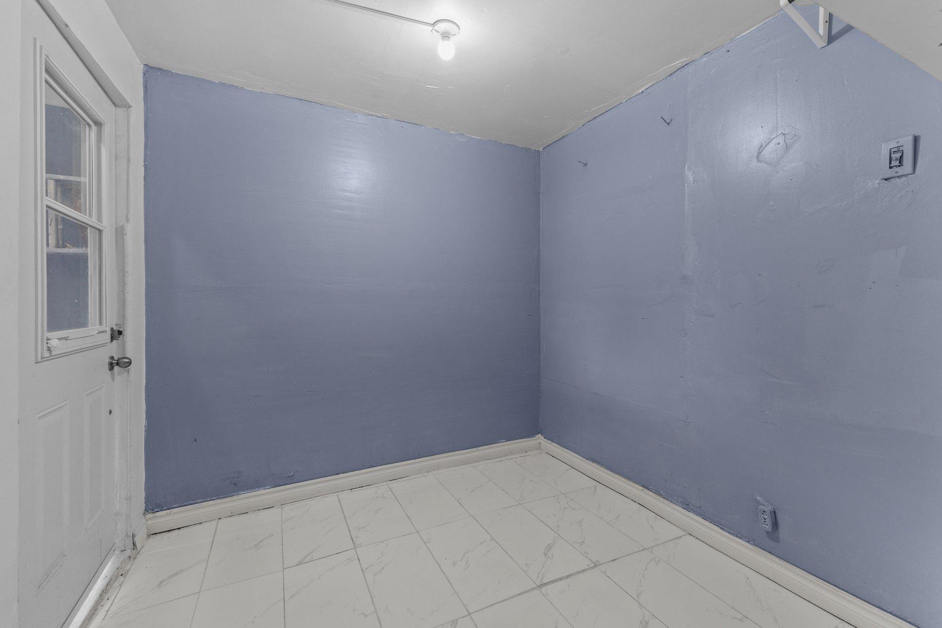 









305


Rue de Pierrefontaine

,
Boisbriand,




QC
J7G1Y1

