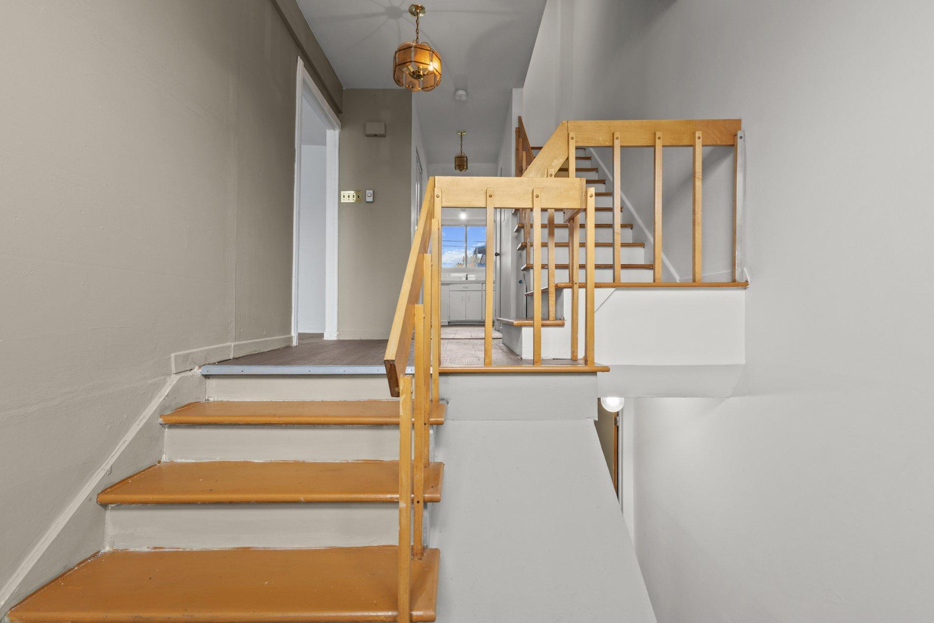 









305


Rue de Pierrefontaine

,
Boisbriand,




QC
J7G1Y1

