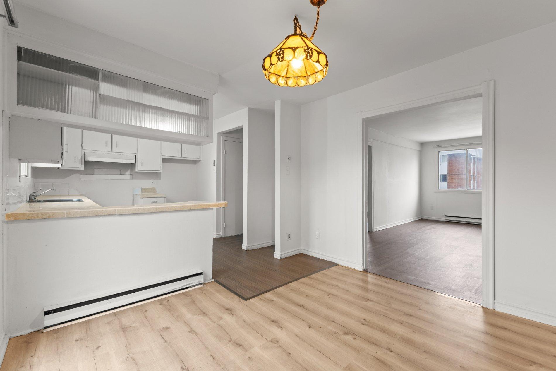 









305


Rue de Pierrefontaine

,
Boisbriand,




QC
J7G1Y1

