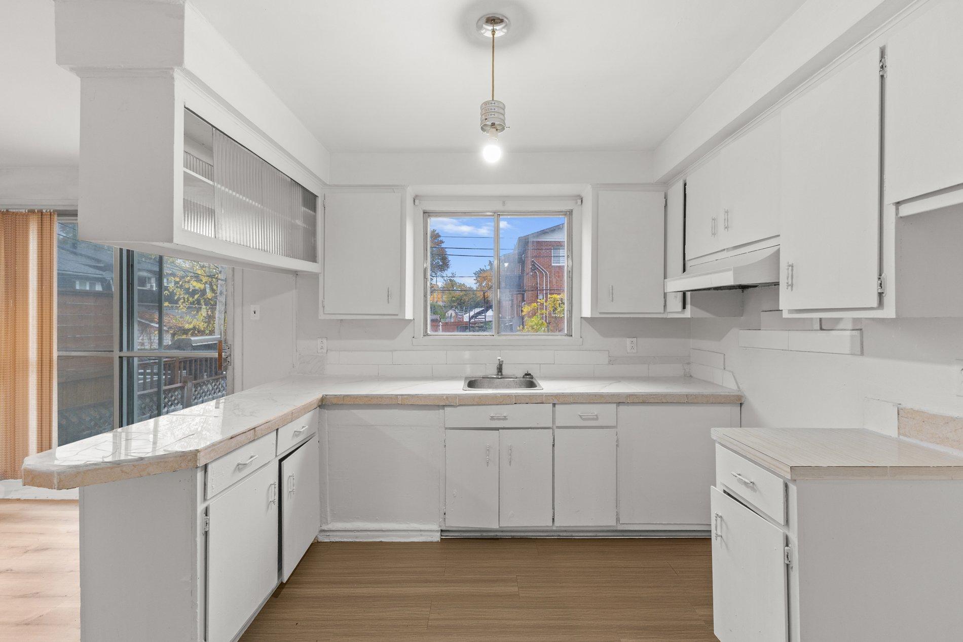 









305


Rue de Pierrefontaine

,
Boisbriand,




QC
J7G1Y1

