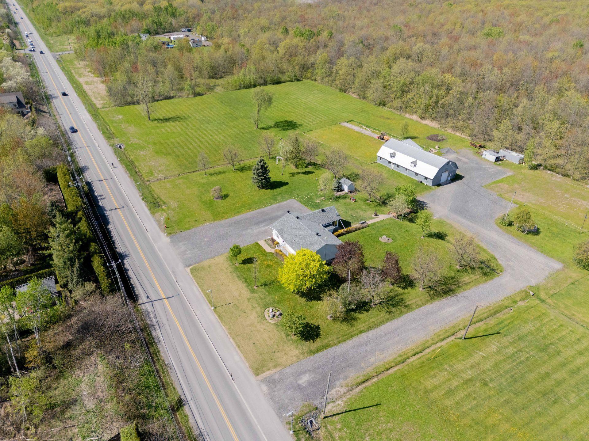 









1305


Rue De Montbrun

,
Boucherville,




QC
J4B5E4

