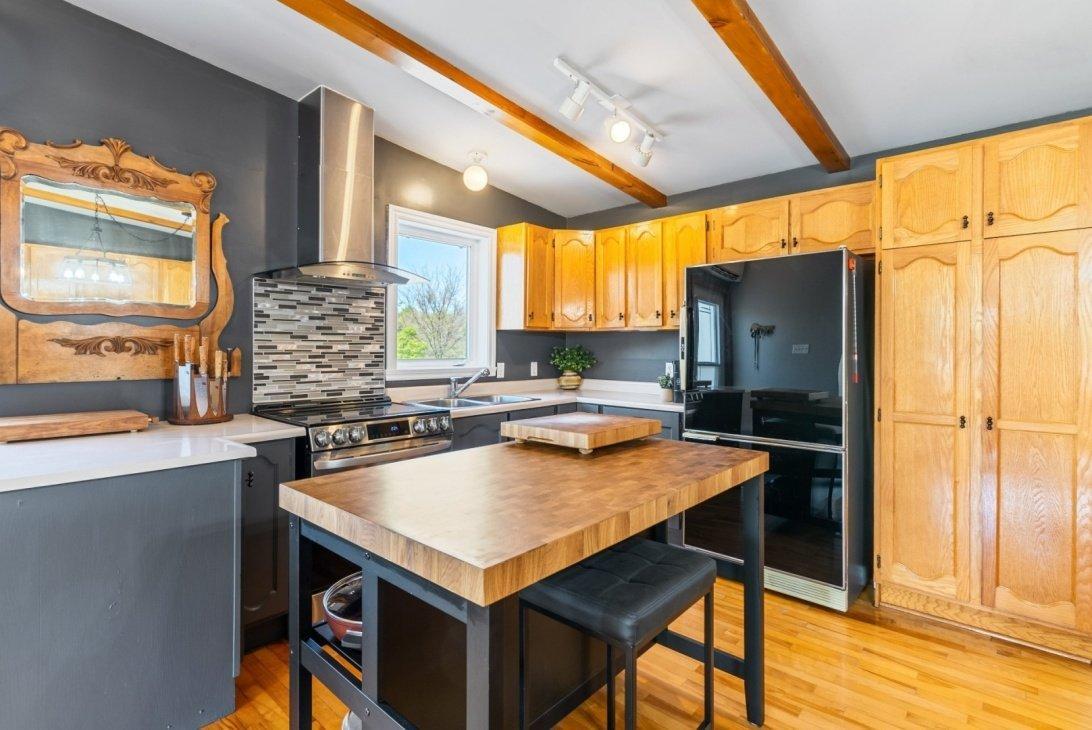 









1305


Rue De Montbrun

,
Boucherville,




QC
J4B5E4

