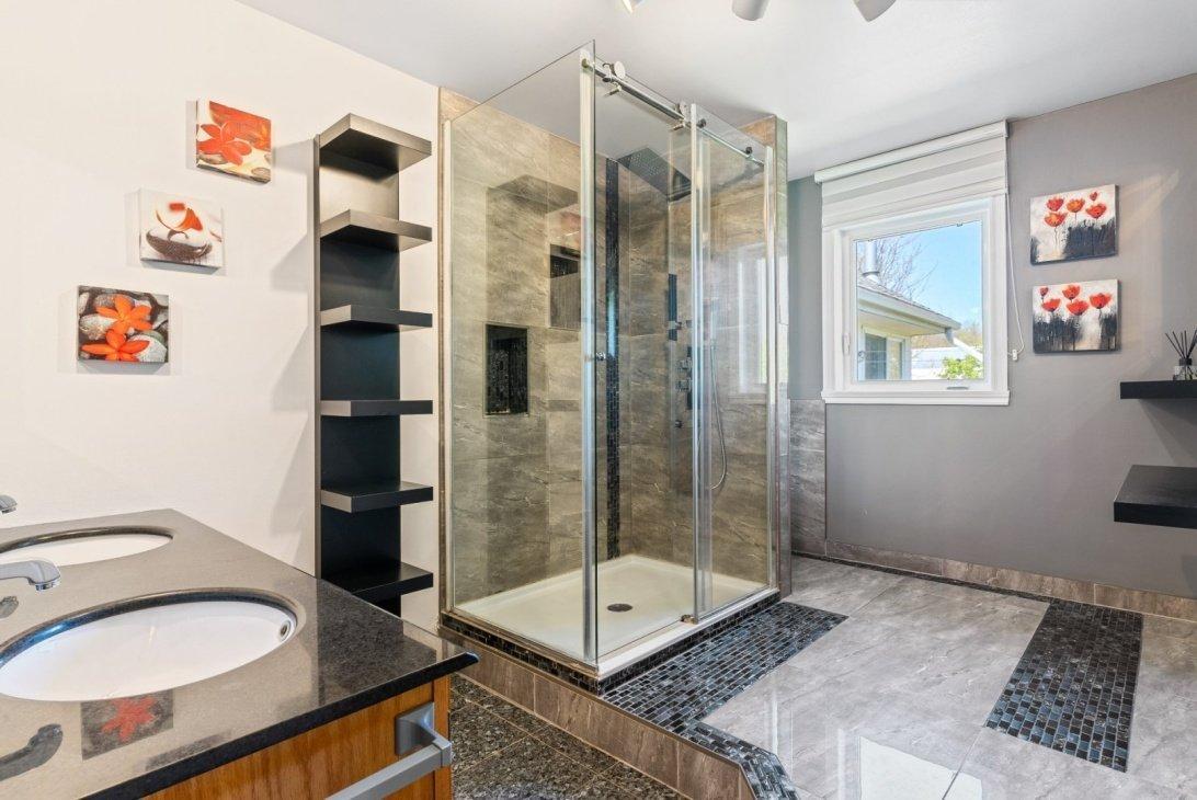 









1305


Rue De Montbrun

,
Boucherville,




QC
J4B5E4

