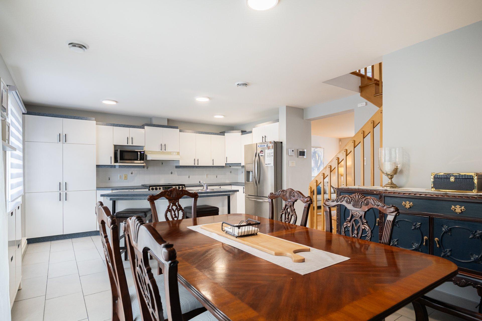 









4404


Rue Barrière

,
Laval (Chomedey),




QC
H7W5L4


