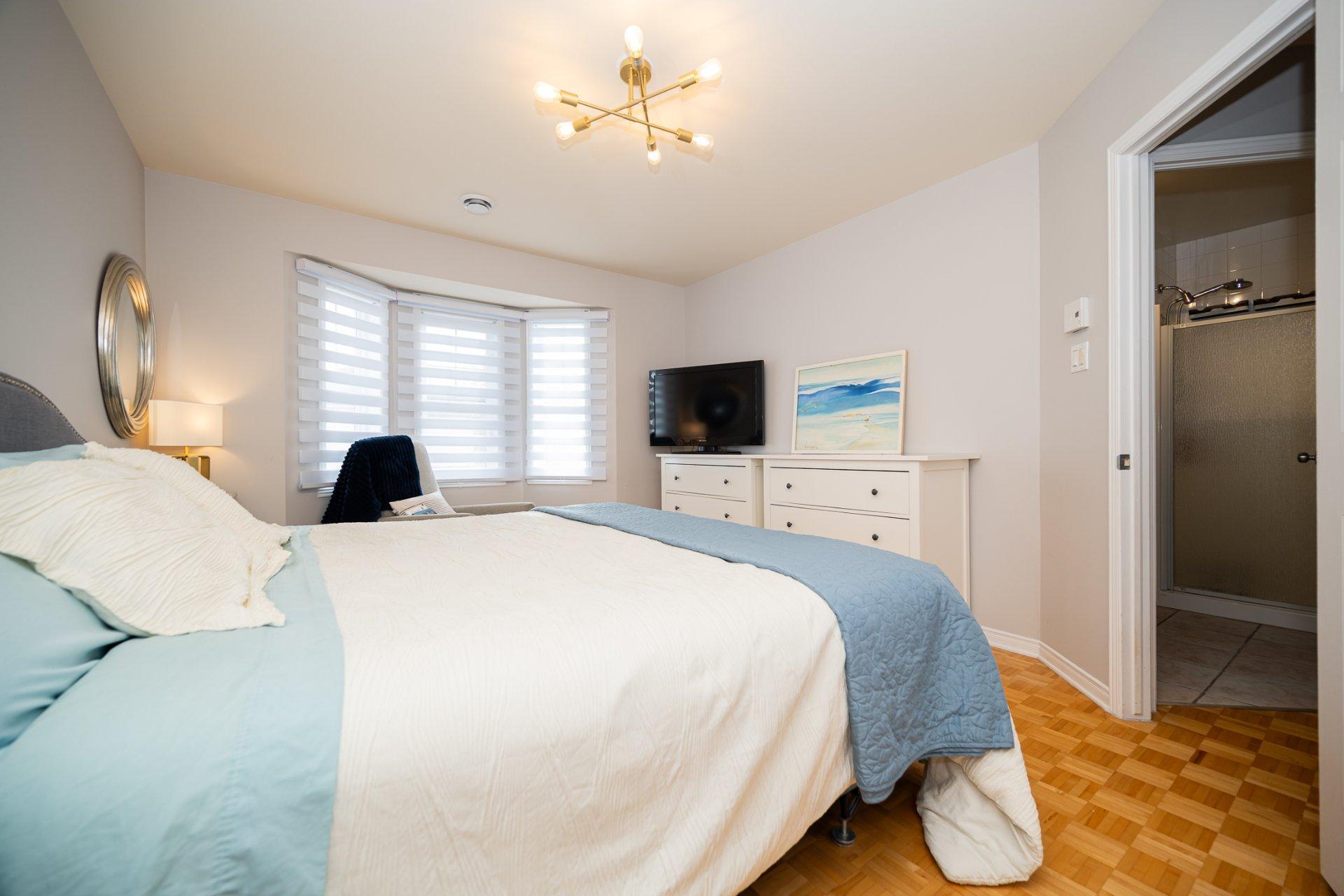 









4404


Rue Barrière

,
Laval (Chomedey),




QC
H7W5L4

