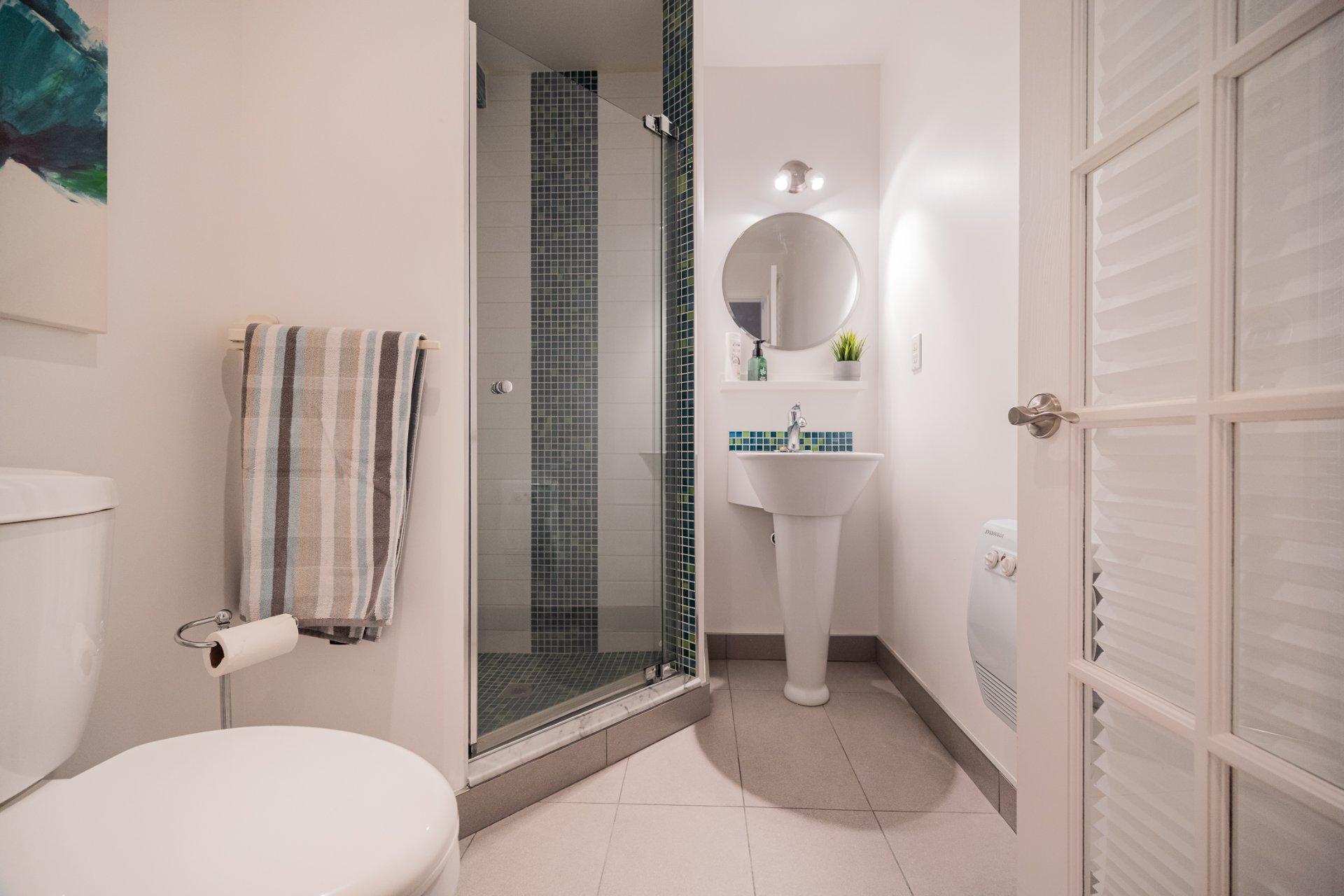 









4404


Rue Barrière

,
Laval (Chomedey),




QC
H7W5L4

