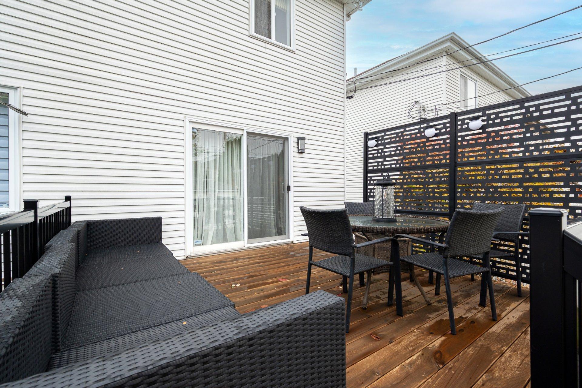 









4404


Rue Barrière

,
Laval (Chomedey),




QC
H7W5L4

