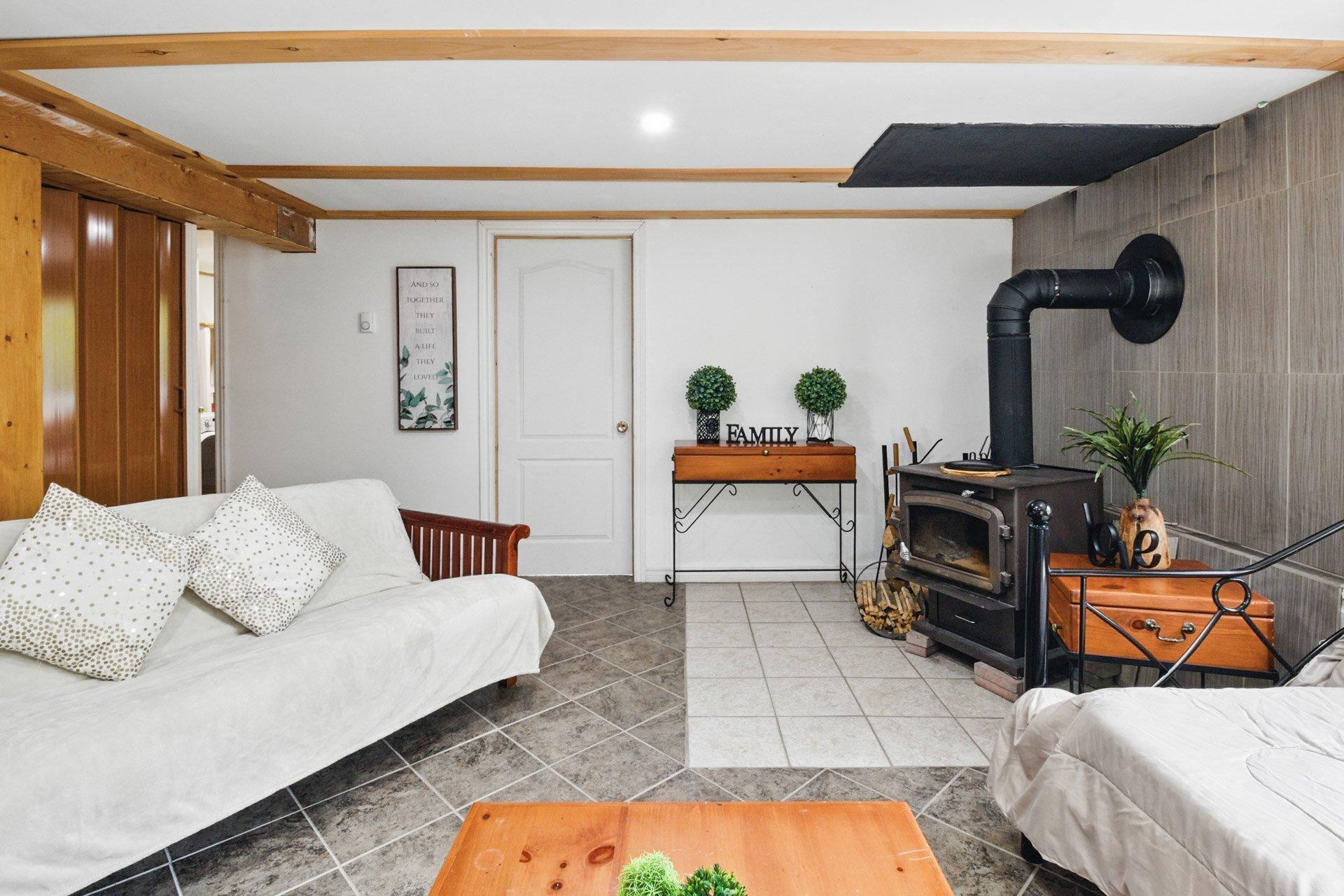 









60


Ch. de la Ferme

,
Messines,




QC
J0X2J0

