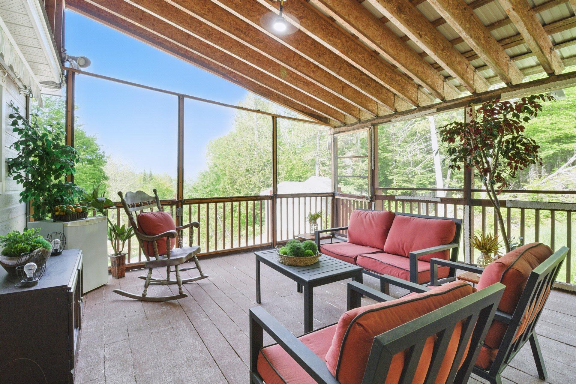 









60


Ch. de la Ferme

,
Messines,




QC
J0X2J0

