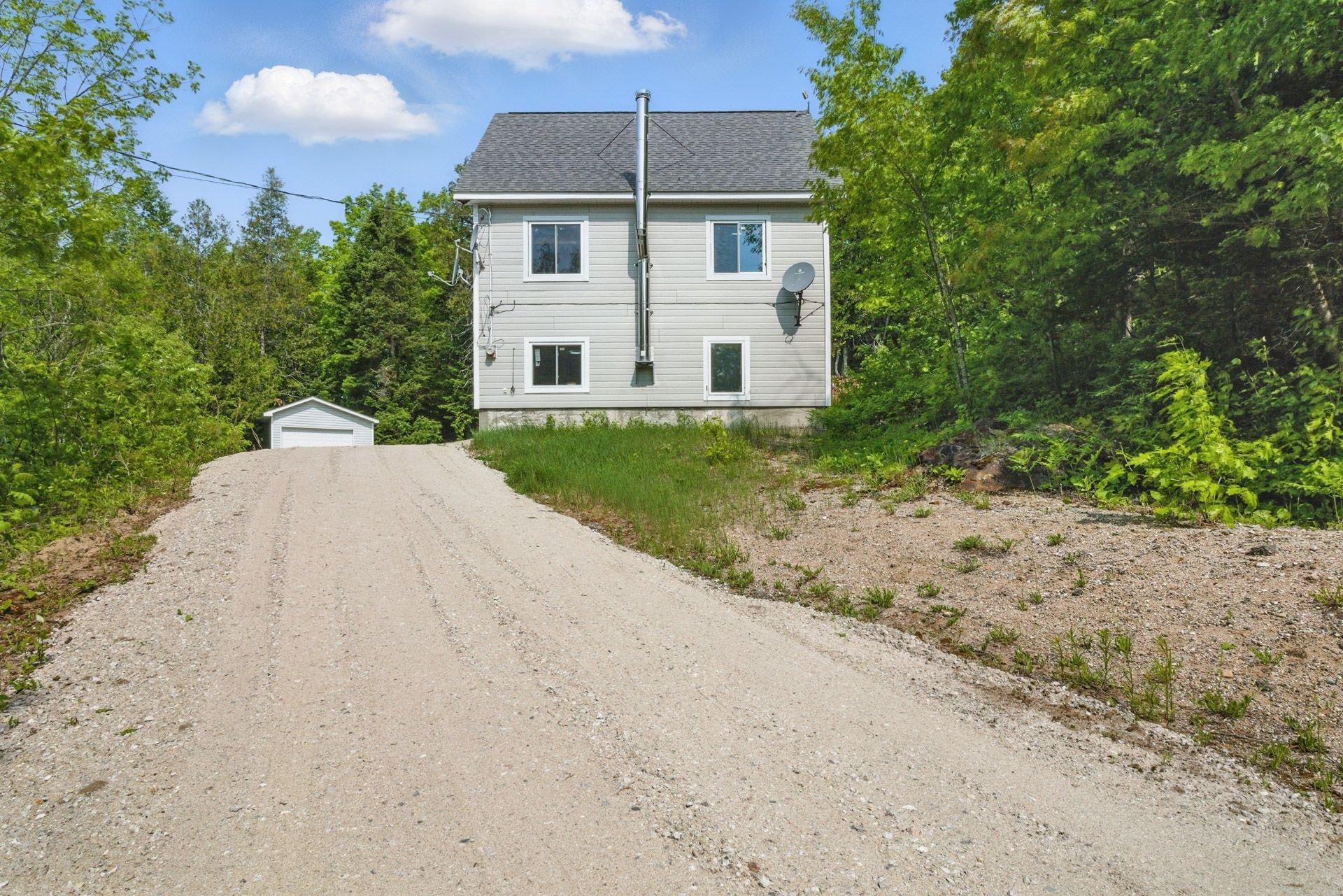 









60


Ch. de la Ferme

,
Messines,




QC
J0X2J0

