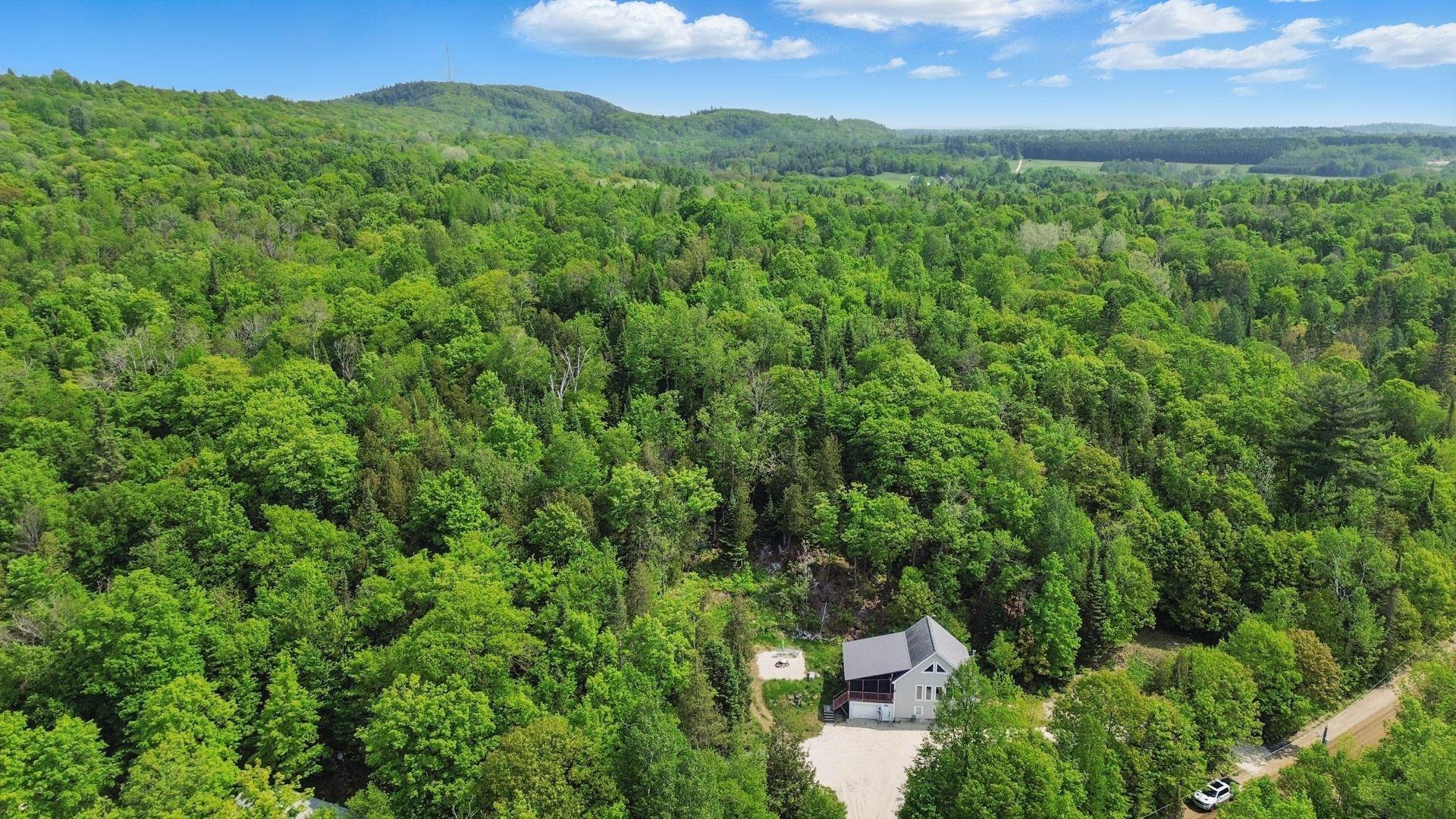 









60


Ch. de la Ferme

,
Messines,




QC
J0X2J0

