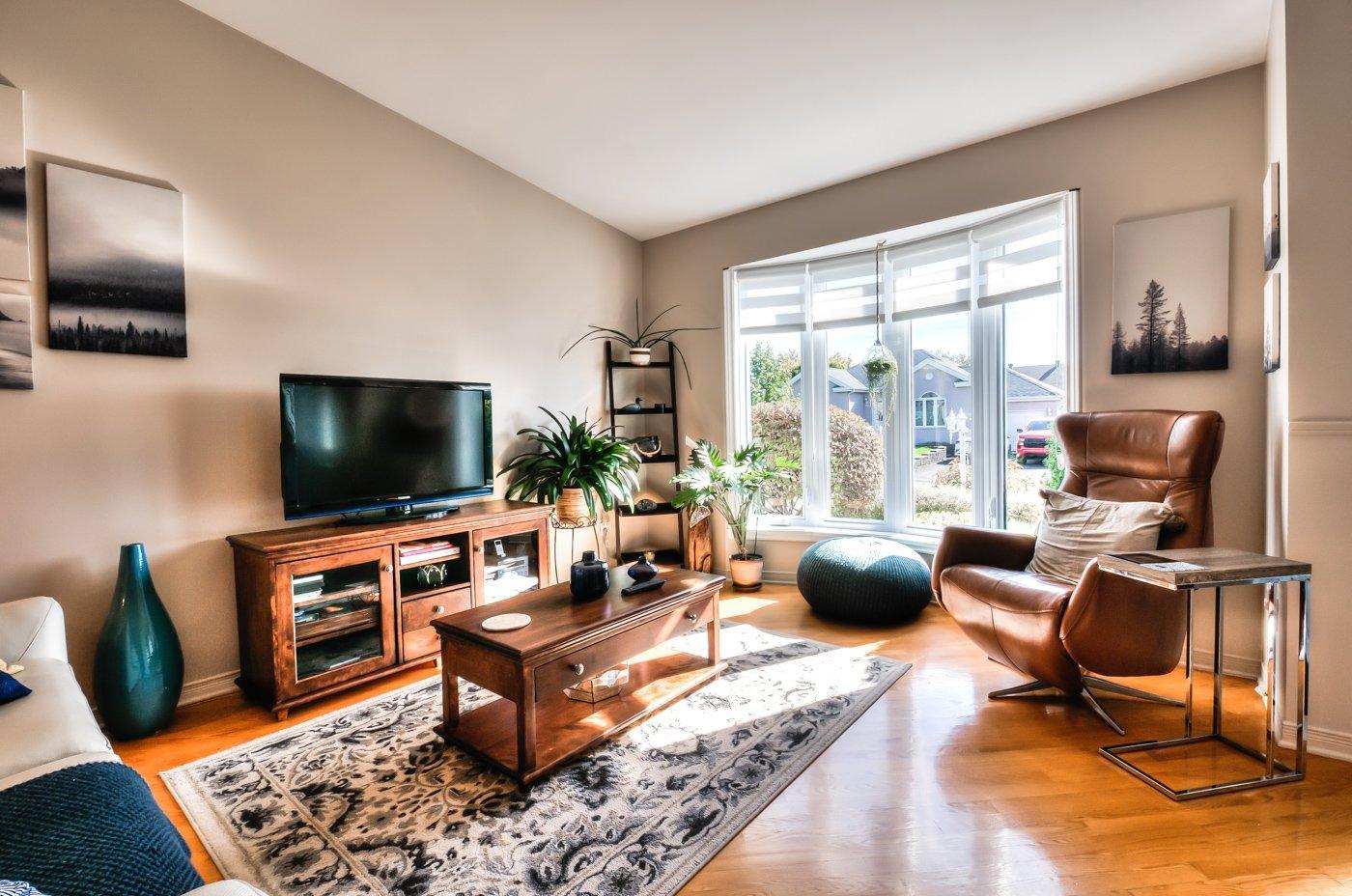 









76


Rue des Épinettes

,
Saint-Jean-sur-Richelieu,




QC
J2W1L4

