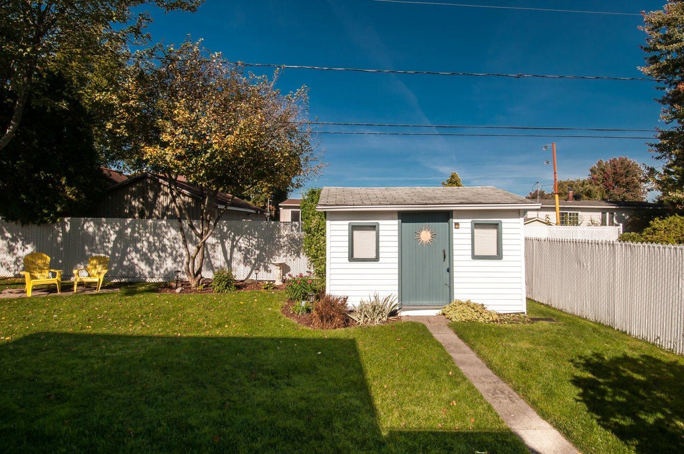 









76


Rue des Épinettes

,
Saint-Jean-sur-Richelieu,




QC
J2W1L4

