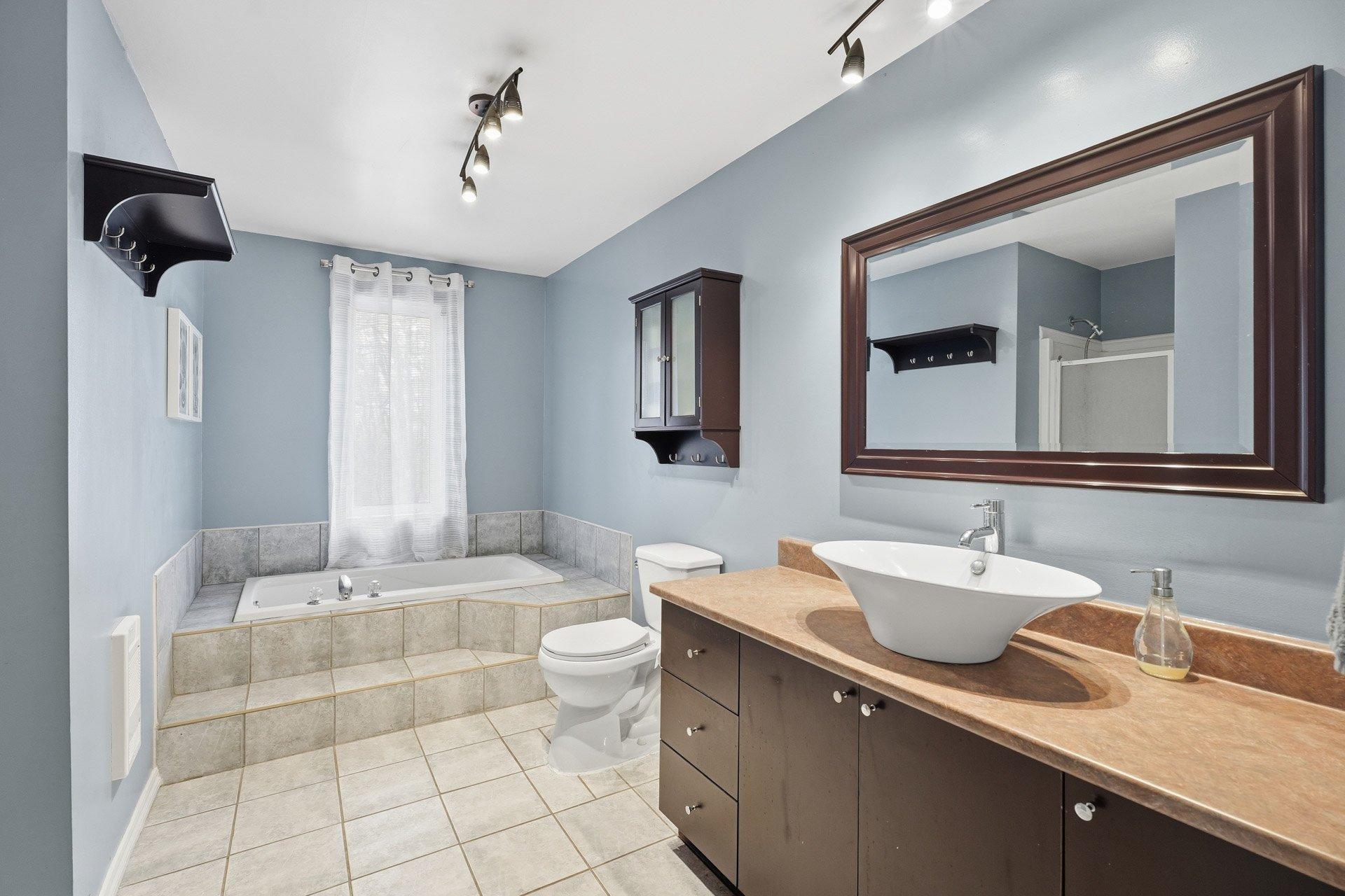 









17


Rue Alta Ridge

,
Cantley,




QC
J8V3B2

