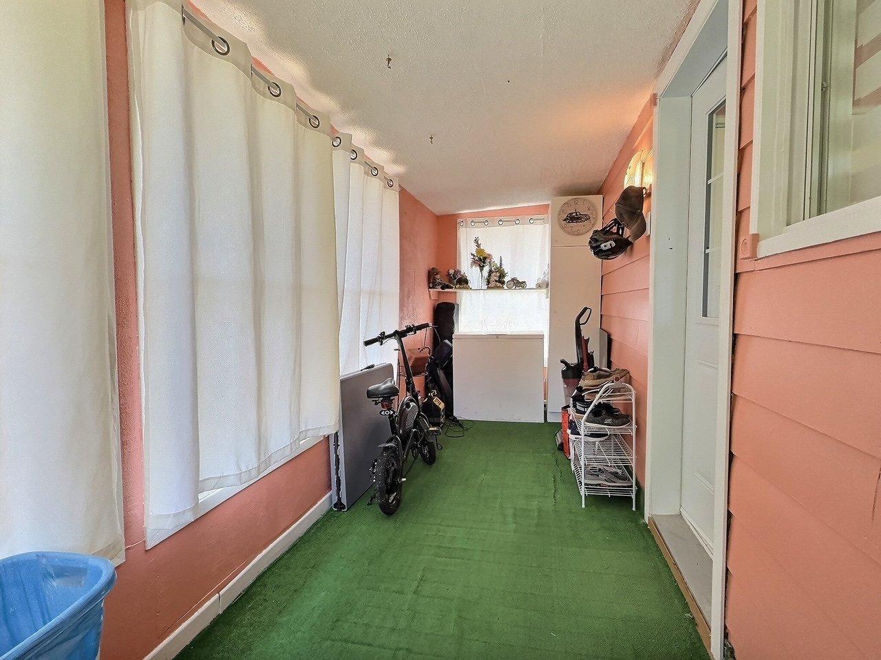 









235


Rue Monseigneur-Vel

,
Magog,




QC
J1X3W5

