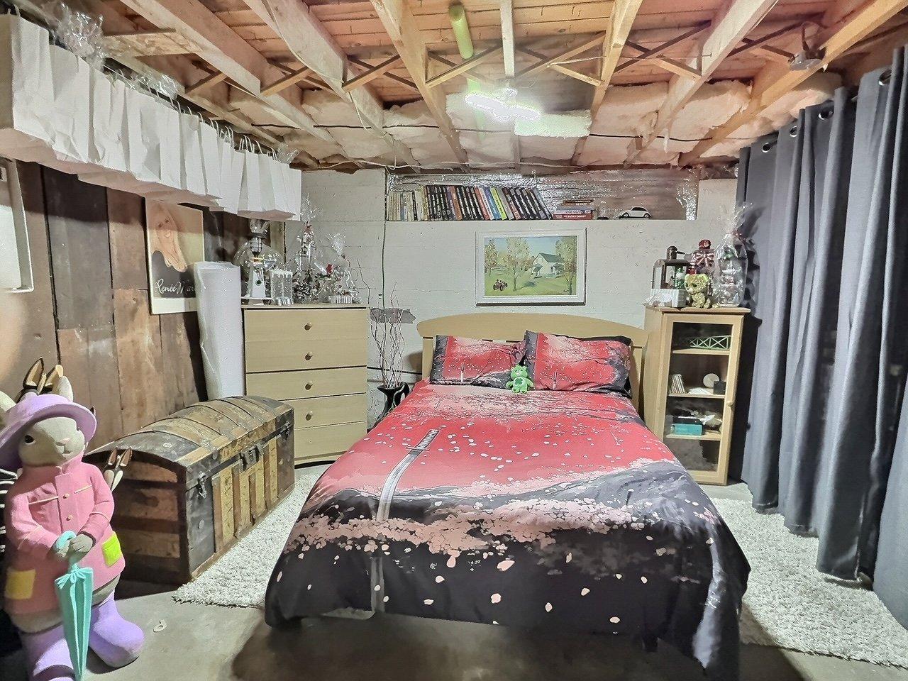 









235


Rue Monseigneur-Vel

,
Magog,




QC
J1X3W5

