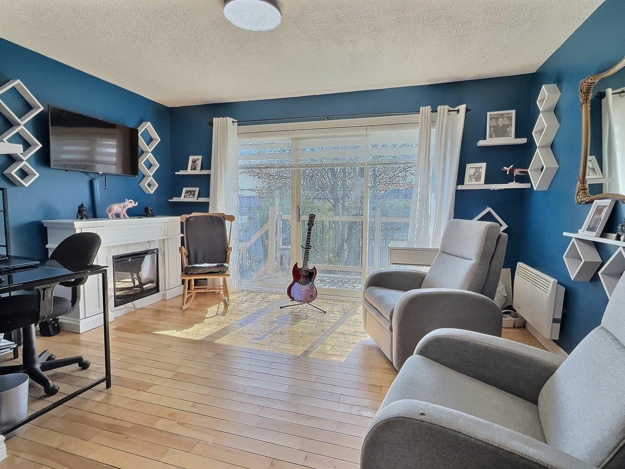 









235


Rue Monseigneur-Vel

,
Magog,




QC
J1X3W5

