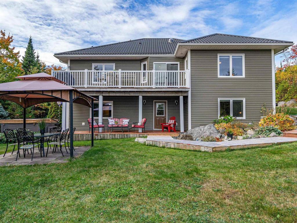 












123 Sarah Ingraham Drive

,
Williamswood,




NS
B3V 1N9

