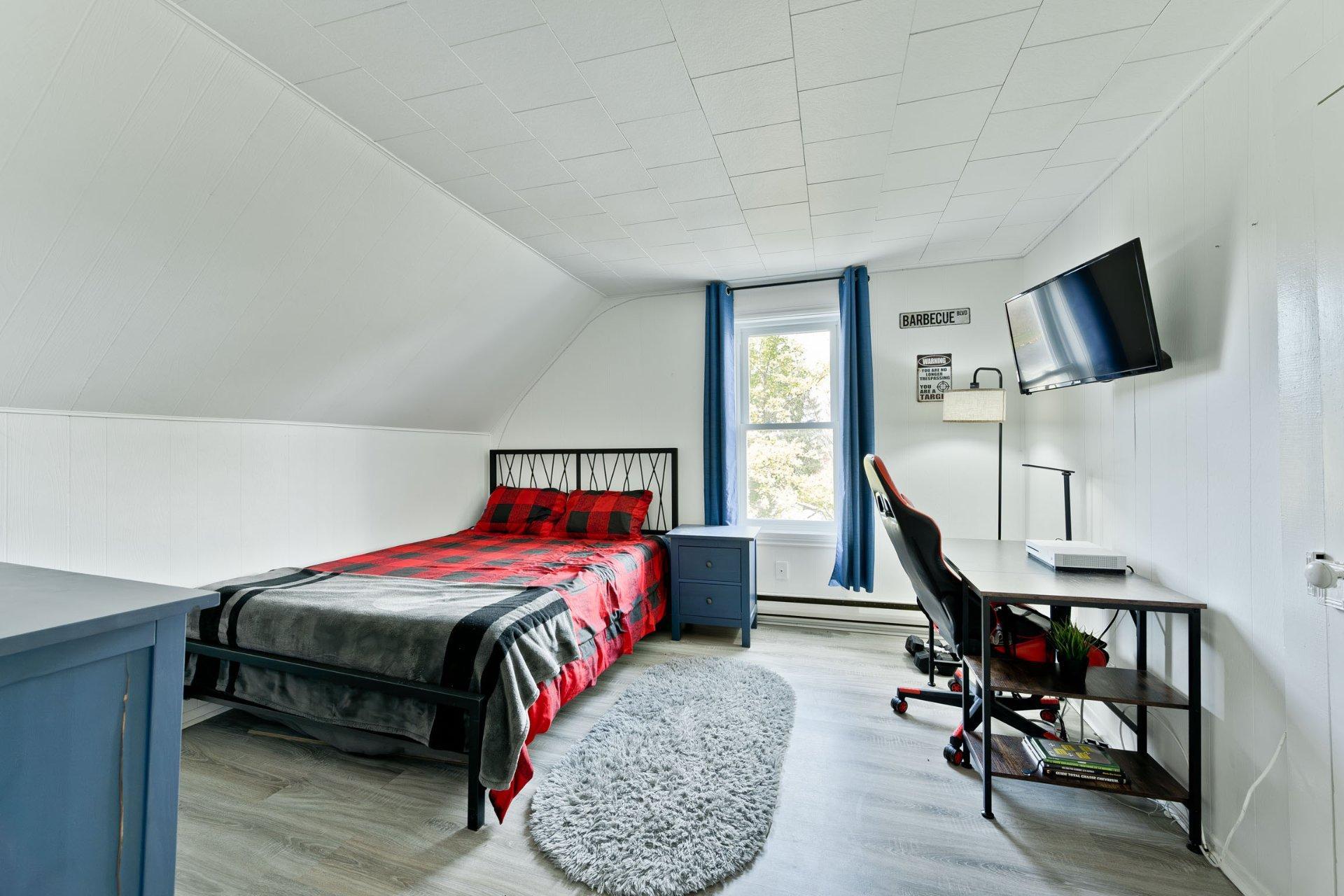 









1455


Ch. Favreau

,
Sainte-Edwidge-de-Clifton,




QC
J0B2R0

