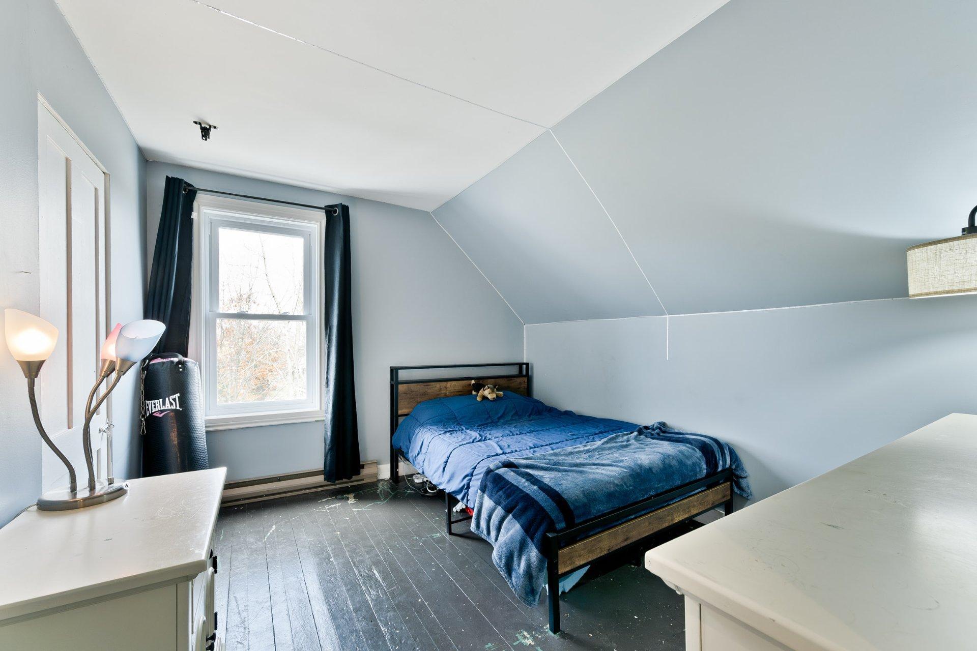 









1455


Ch. Favreau

,
Sainte-Edwidge-de-Clifton,




QC
J0B2R0

