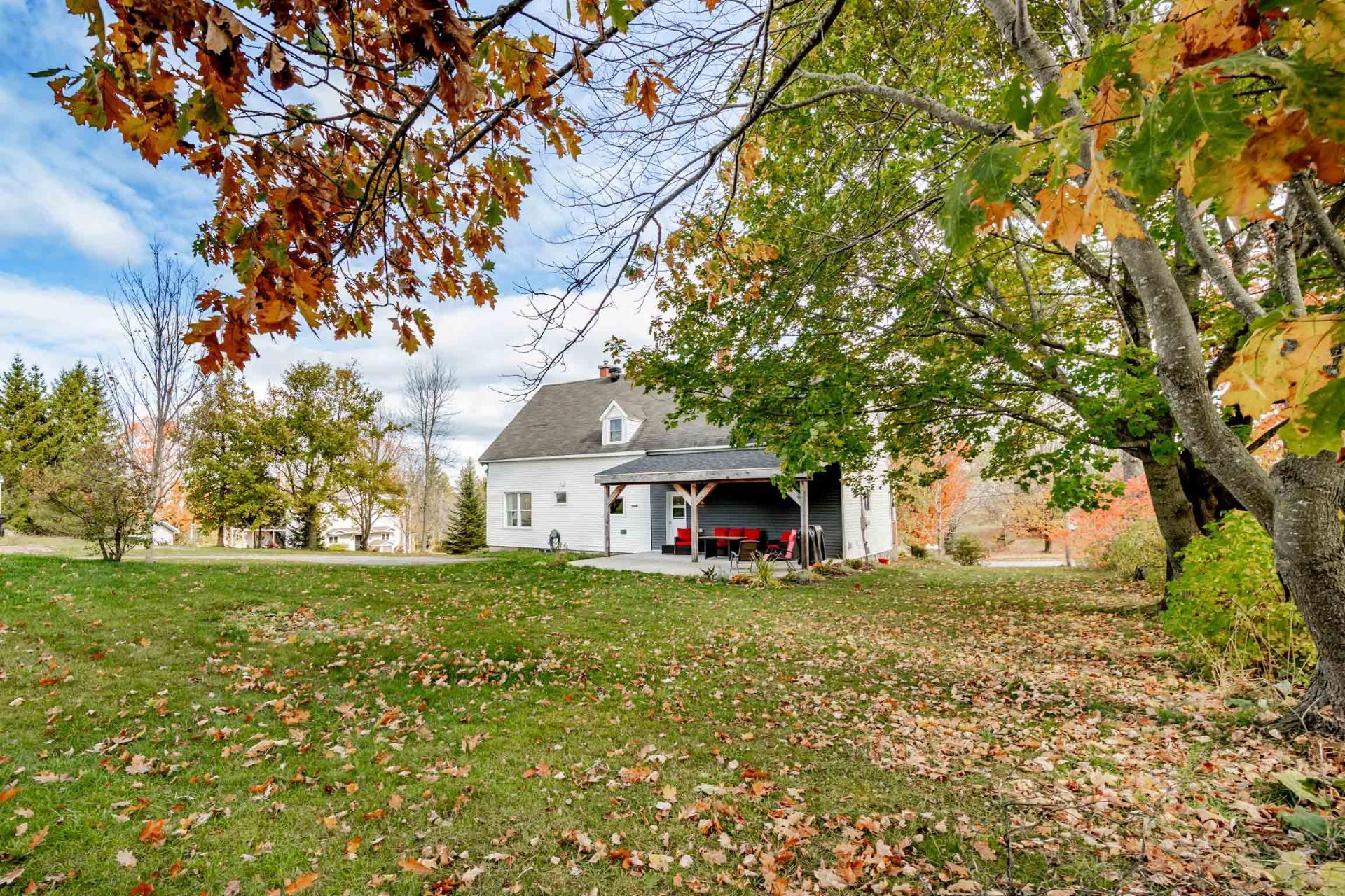 









1455


Ch. Favreau

,
Sainte-Edwidge-de-Clifton,




QC
J0B2R0

