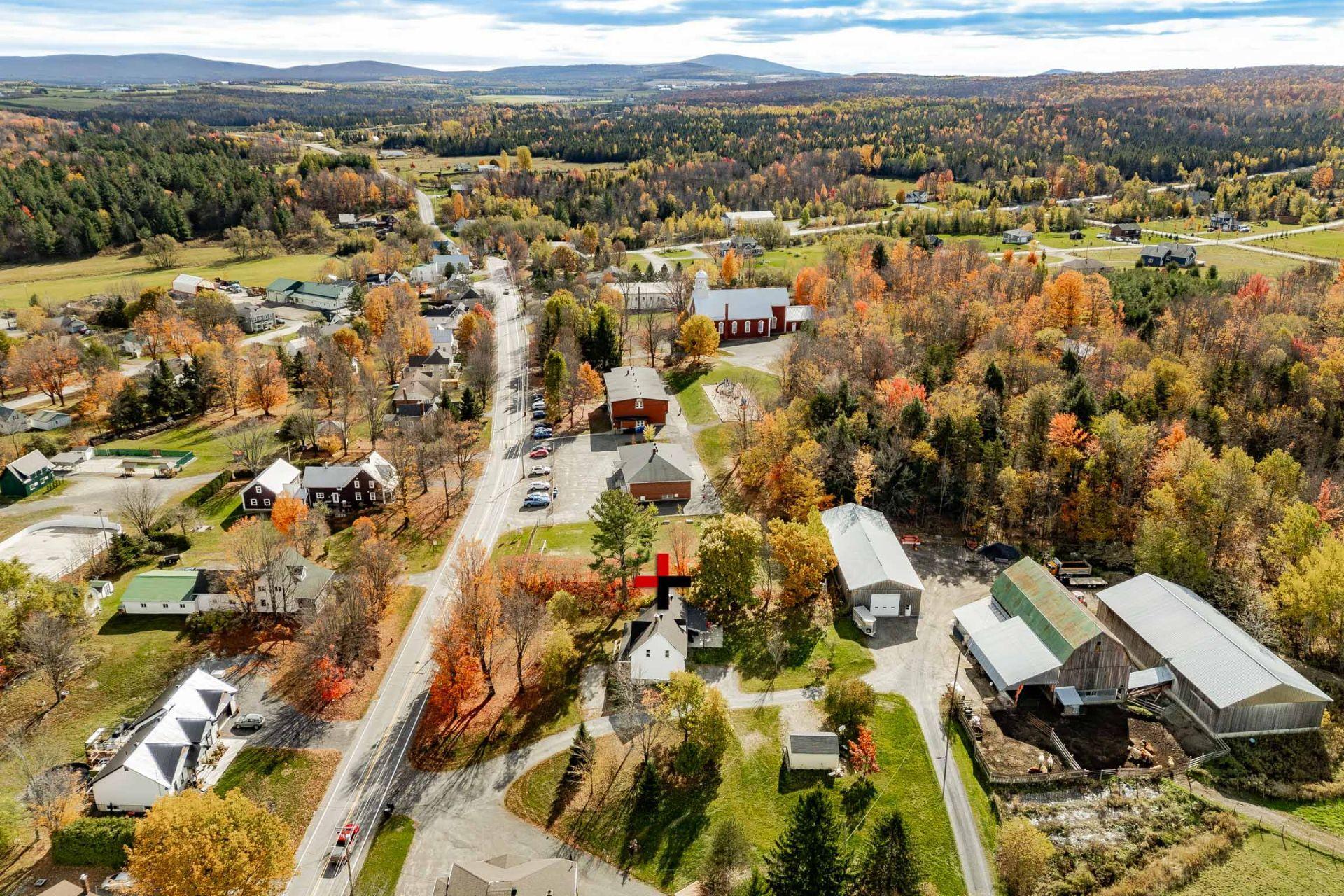 









1455


Ch. Favreau

,
Sainte-Edwidge-de-Clifton,




QC
J0B2R0

