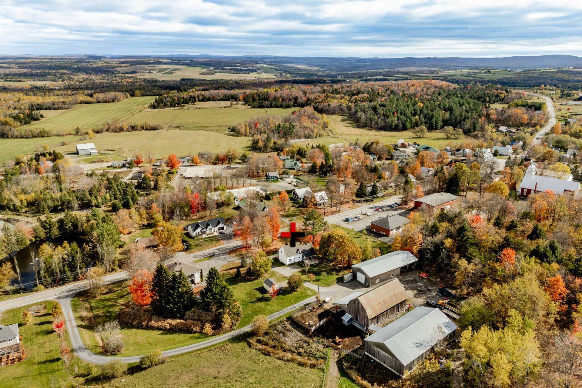 









1455


Ch. Favreau

,
Sainte-Edwidge-de-Clifton,




QC
J0B2R0

