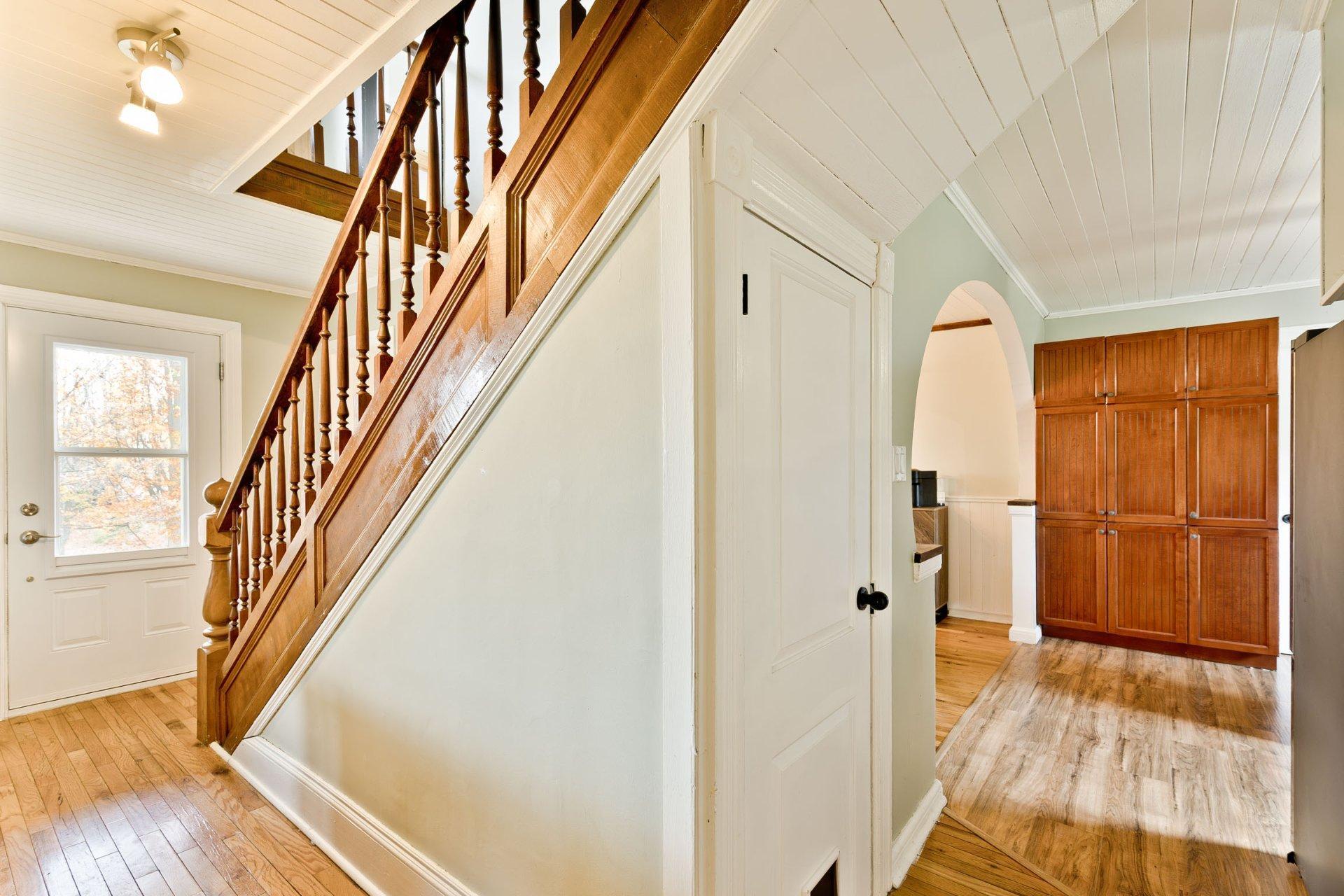 









1455


Ch. Favreau

,
Sainte-Edwidge-de-Clifton,




QC
J0B2R0


