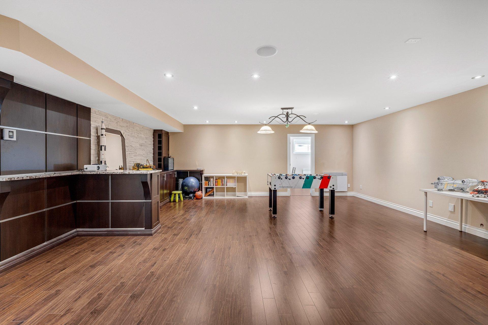 









5


Rue des Ancolies

,
Blainville,




QC
J7C6A9

