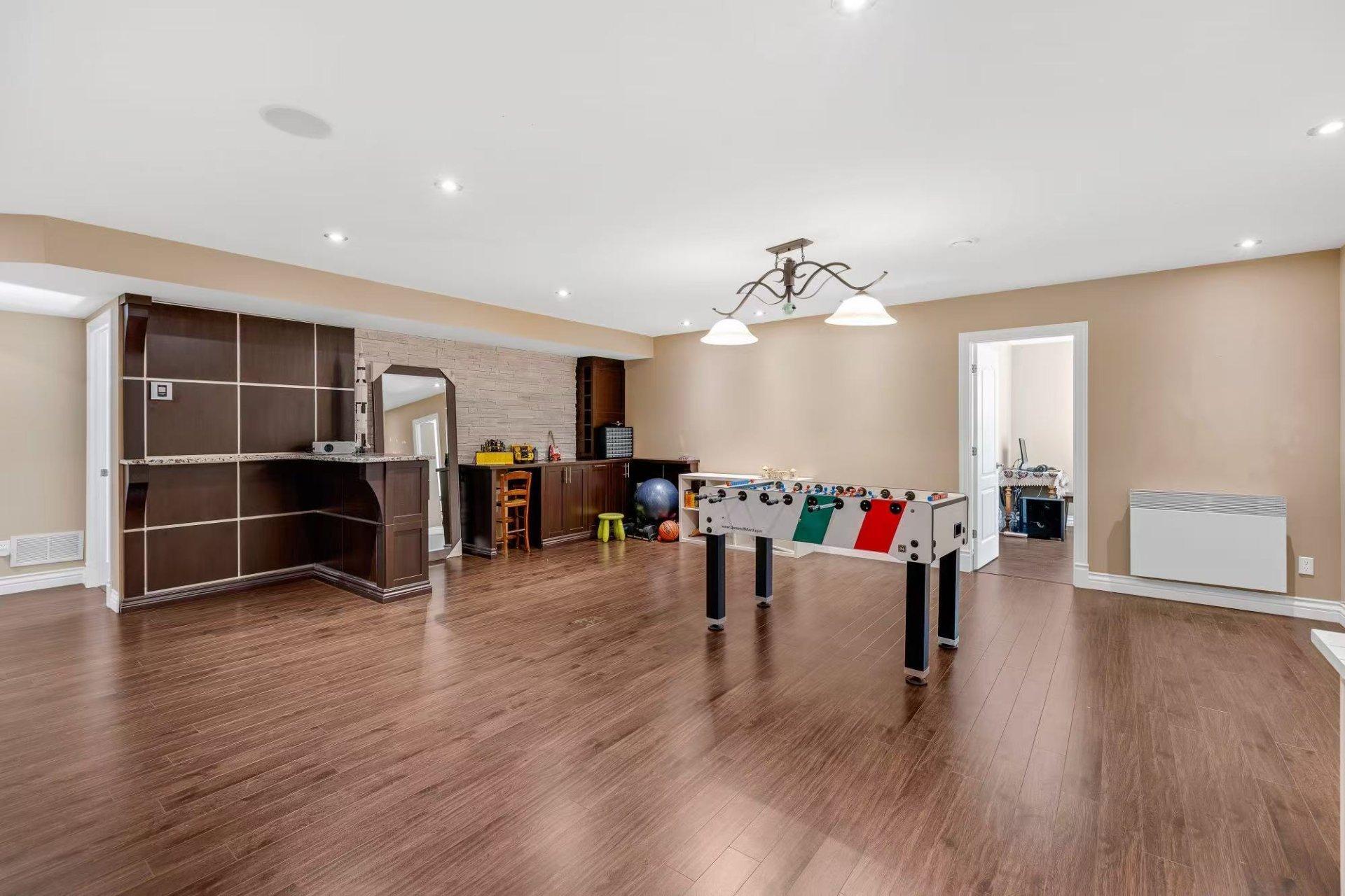 









5


Rue des Ancolies

,
Blainville,




QC
J7C6A9

