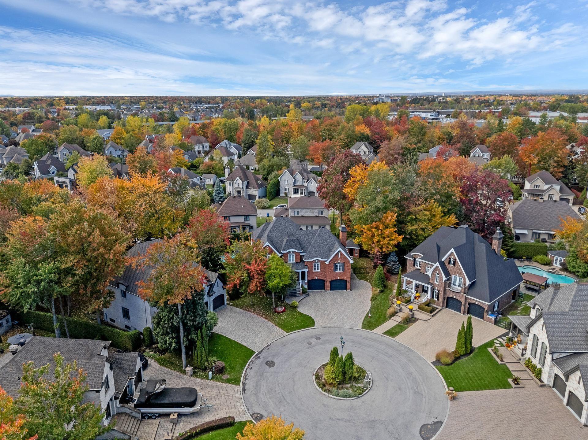 









5


Rue des Ancolies

,
Blainville,




QC
J7C6A9

