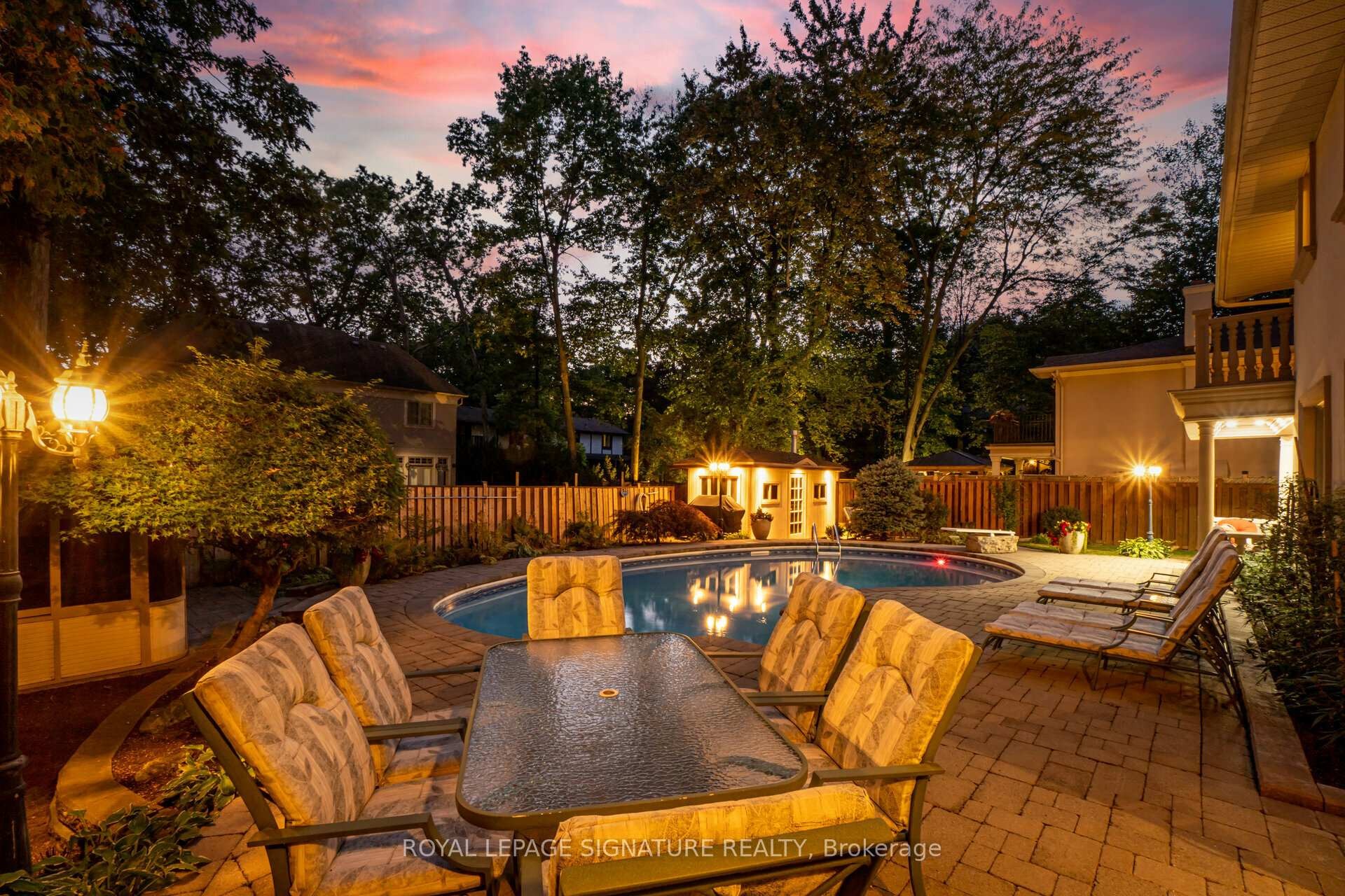 









2130


Autumn Breeze

Drive North,
Mississauga,




ON
L5B 1R4

