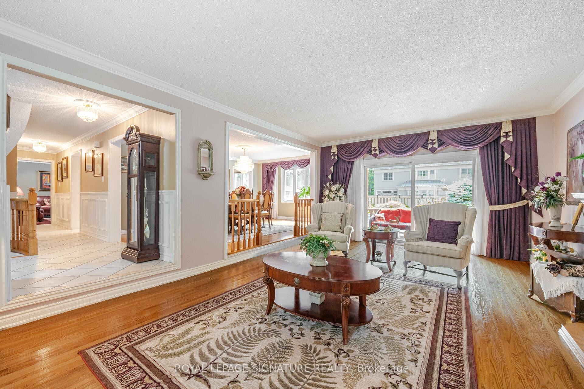 









2130


Autumn Breeze

Drive North,
Mississauga,




ON
L5B 1R4

