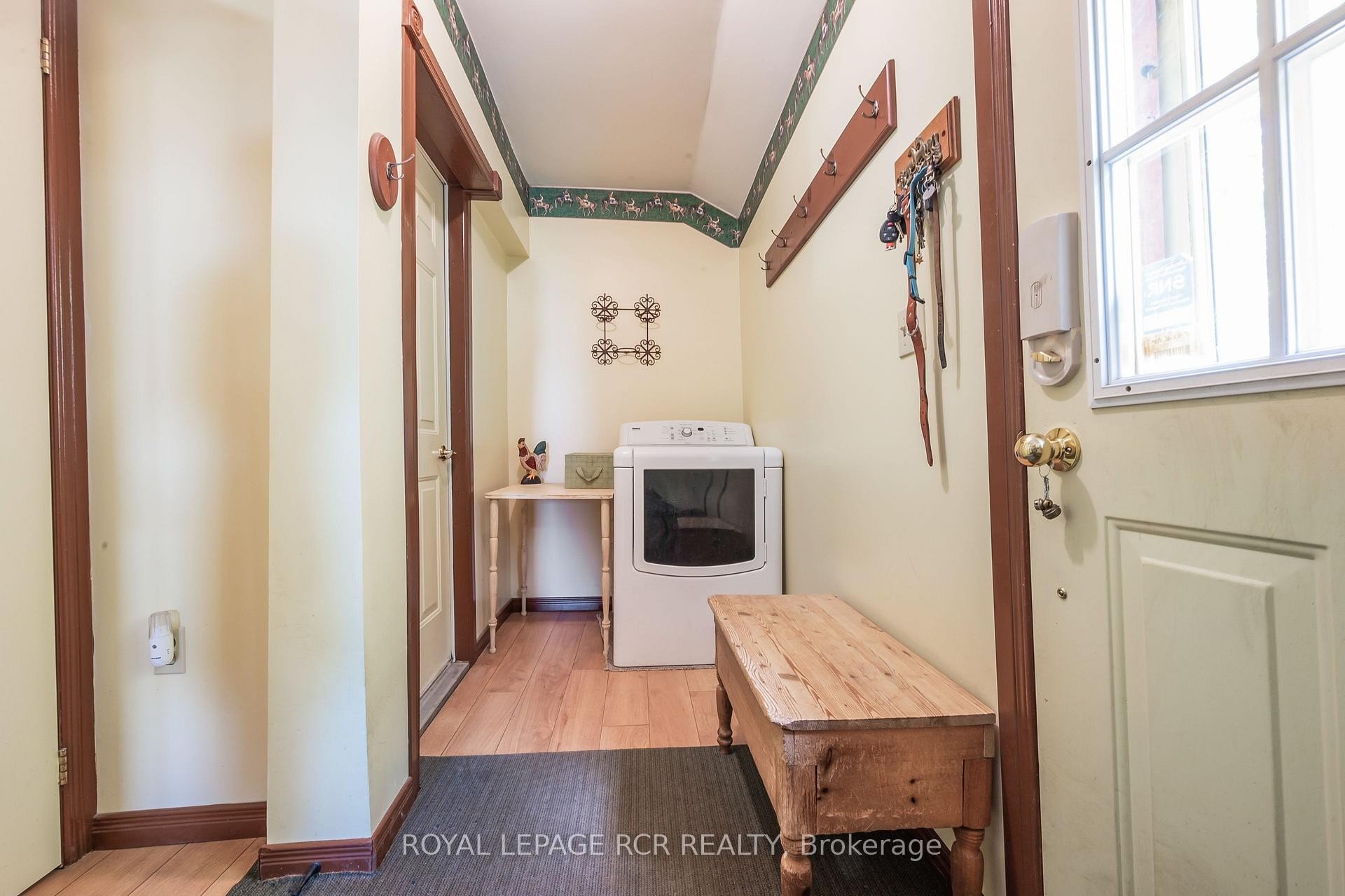 









071533


10th

Line,
East Garafraxa,







ON
L9W 7A1

