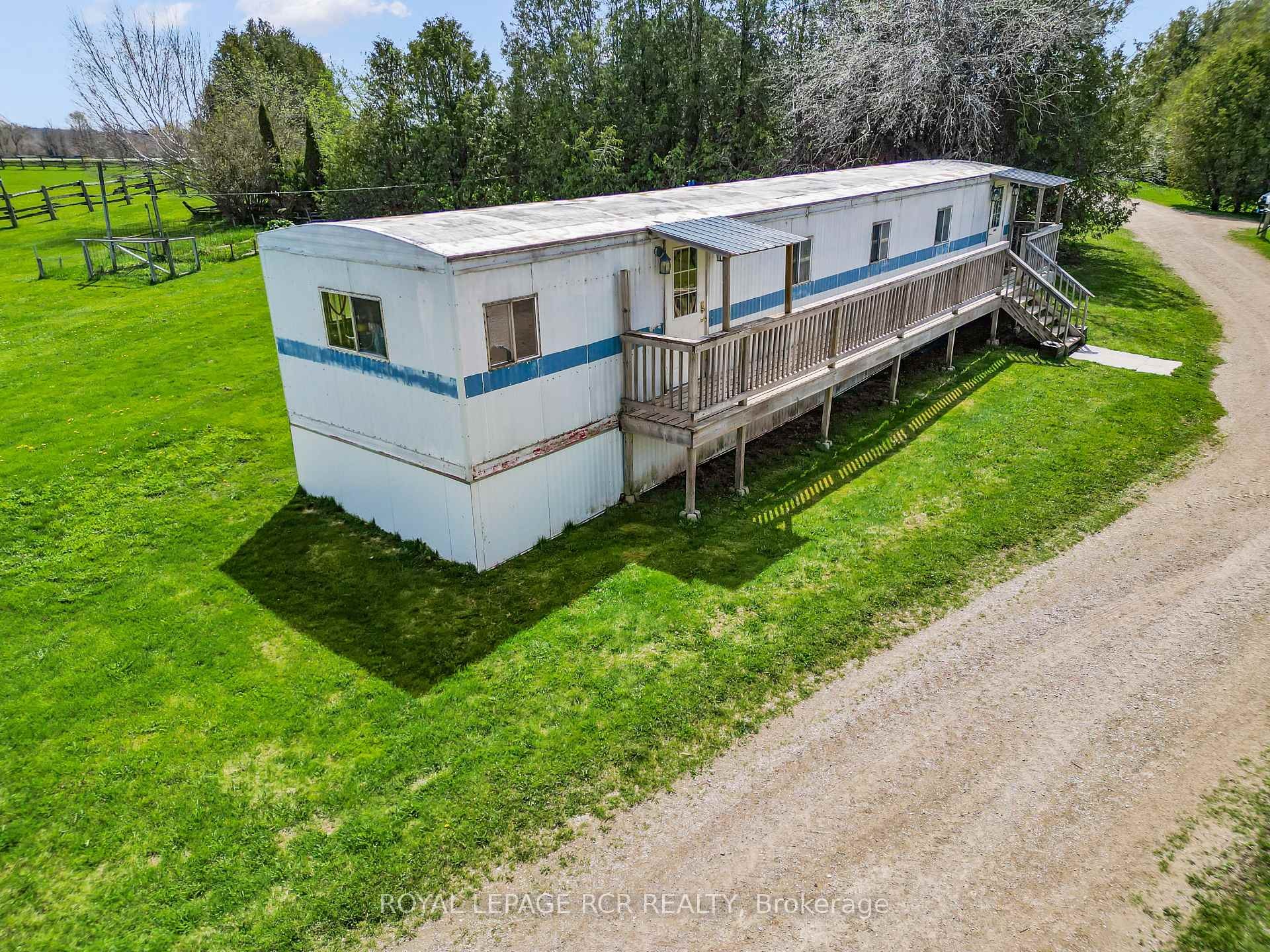 









071533


10th

Line,
East Garafraxa,







ON
L9W 7A1

