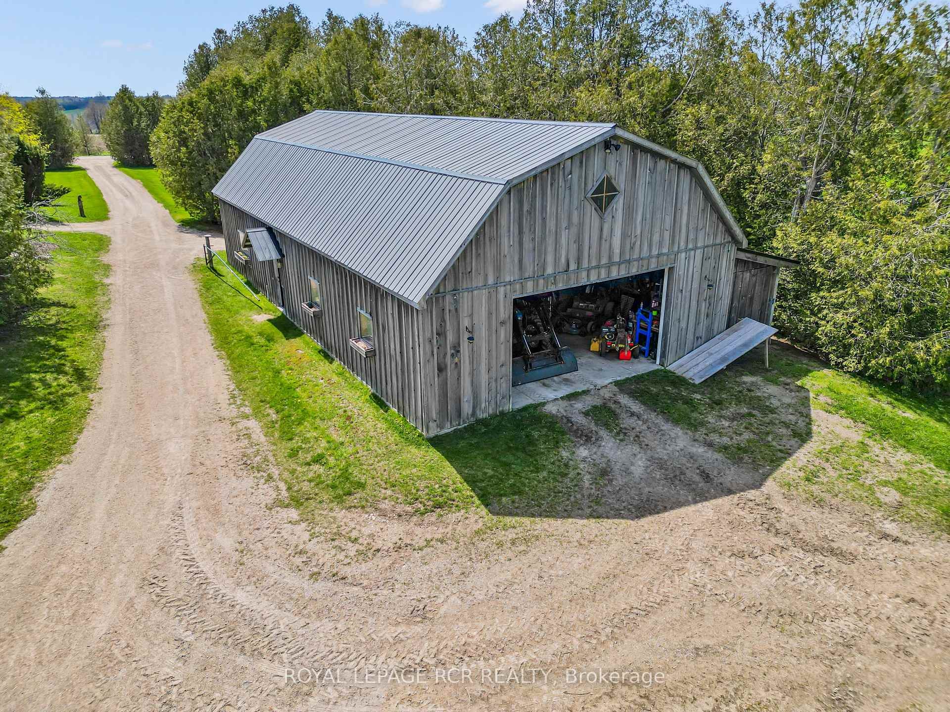 









071533


10th

Line,
East Garafraxa,







ON
L9W 7A1

