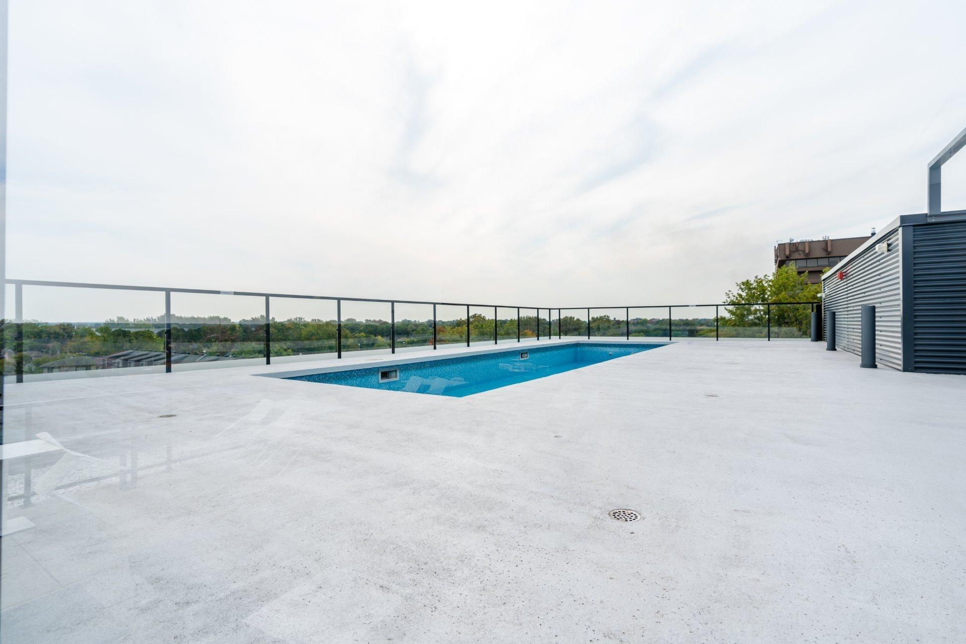 









271


Av. De l'Académie

, 220,
Dorval,




QC
H9S0B4

