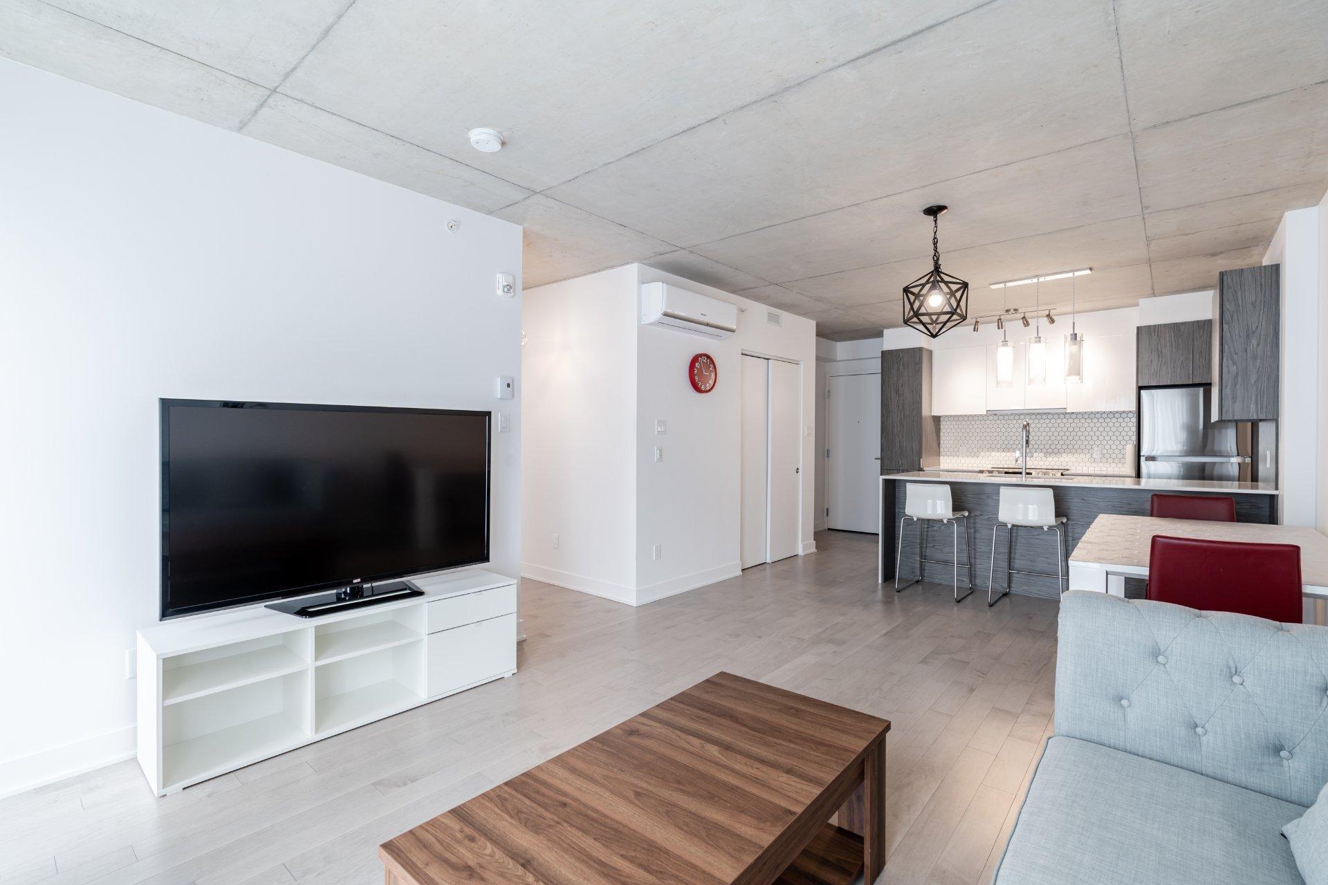 









271


Av. De l'Académie

, 220,
Dorval,




QC
H9S0B4

