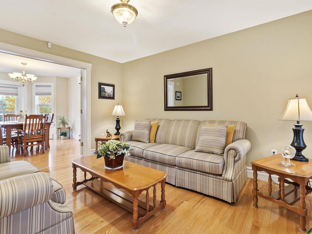 












677 Westwood Boulevard

,
Upper Tantallon,




NS
B3Z 4K6

