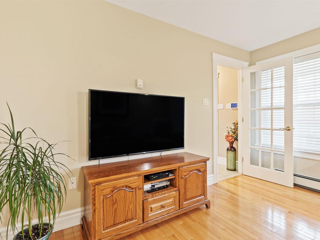 












677 Westwood Boulevard

,
Upper Tantallon,




NS
B3Z 4K6

