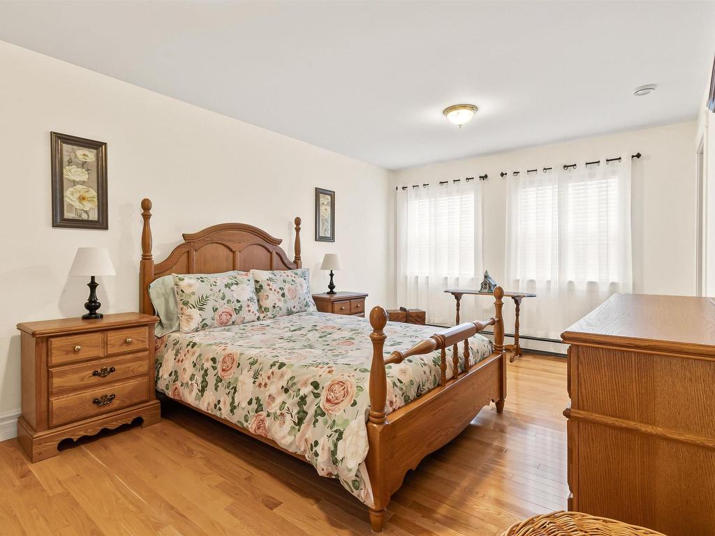 












677 Westwood Boulevard

,
Upper Tantallon,




NS
B3Z 4K6

