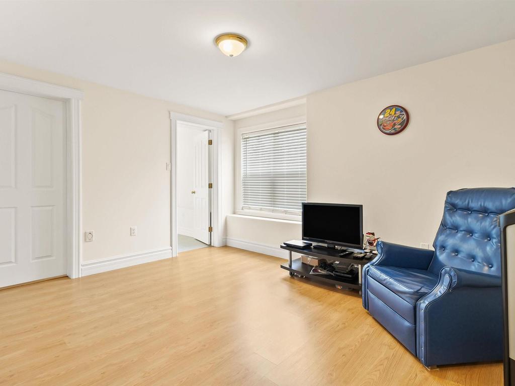 












677 Westwood Boulevard

,
Upper Tantallon,




NS
B3Z 4K6

