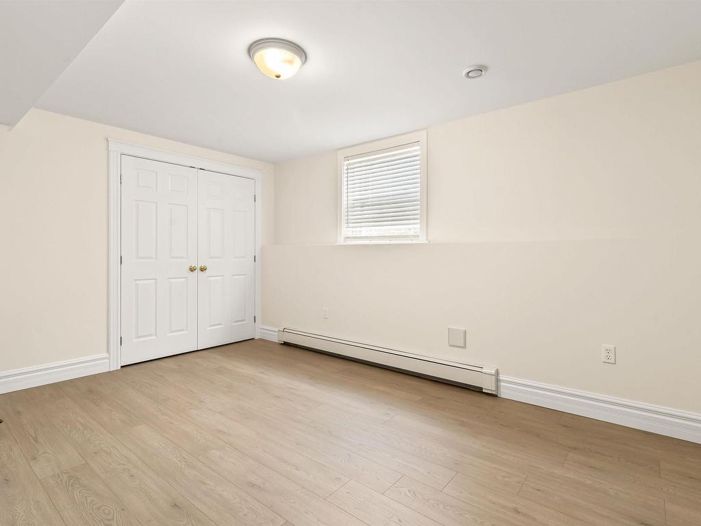 












677 Westwood Boulevard

,
Upper Tantallon,




NS
B3Z 4K6

