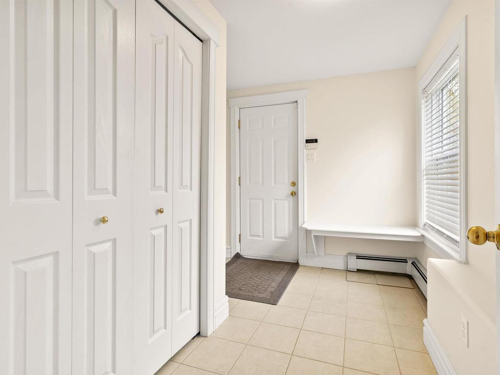 












677 Westwood Boulevard

,
Upper Tantallon,




NS
B3Z 4K6

