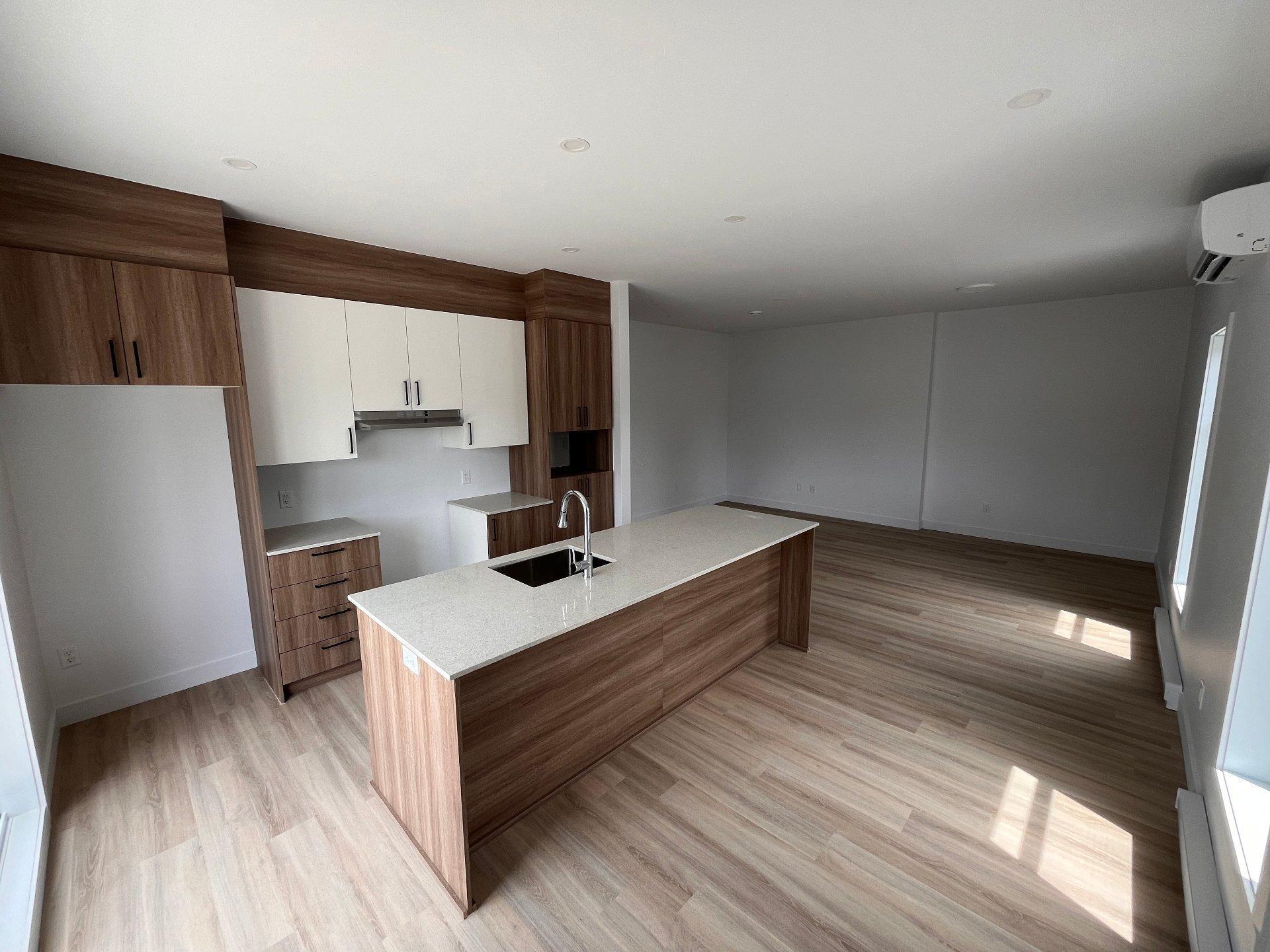 









4840


Boul. Ste-Rose

,
Laval (Fabreville),




QC
H7R2B2

