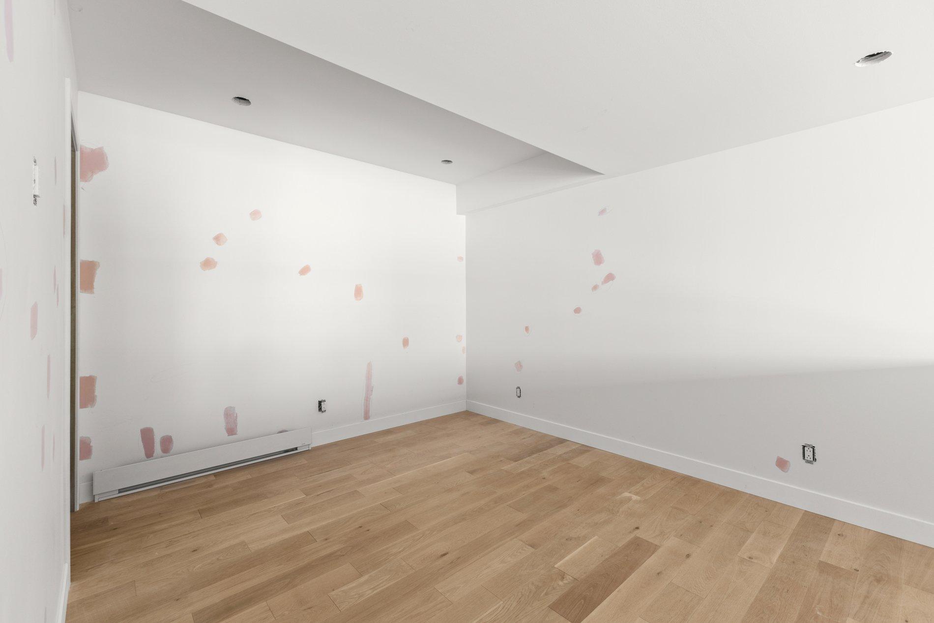 









7592


Rue St-André

,
Montréal (Villeray/Saint-Michel/Parc-Extension),




QC
H2R2N7

