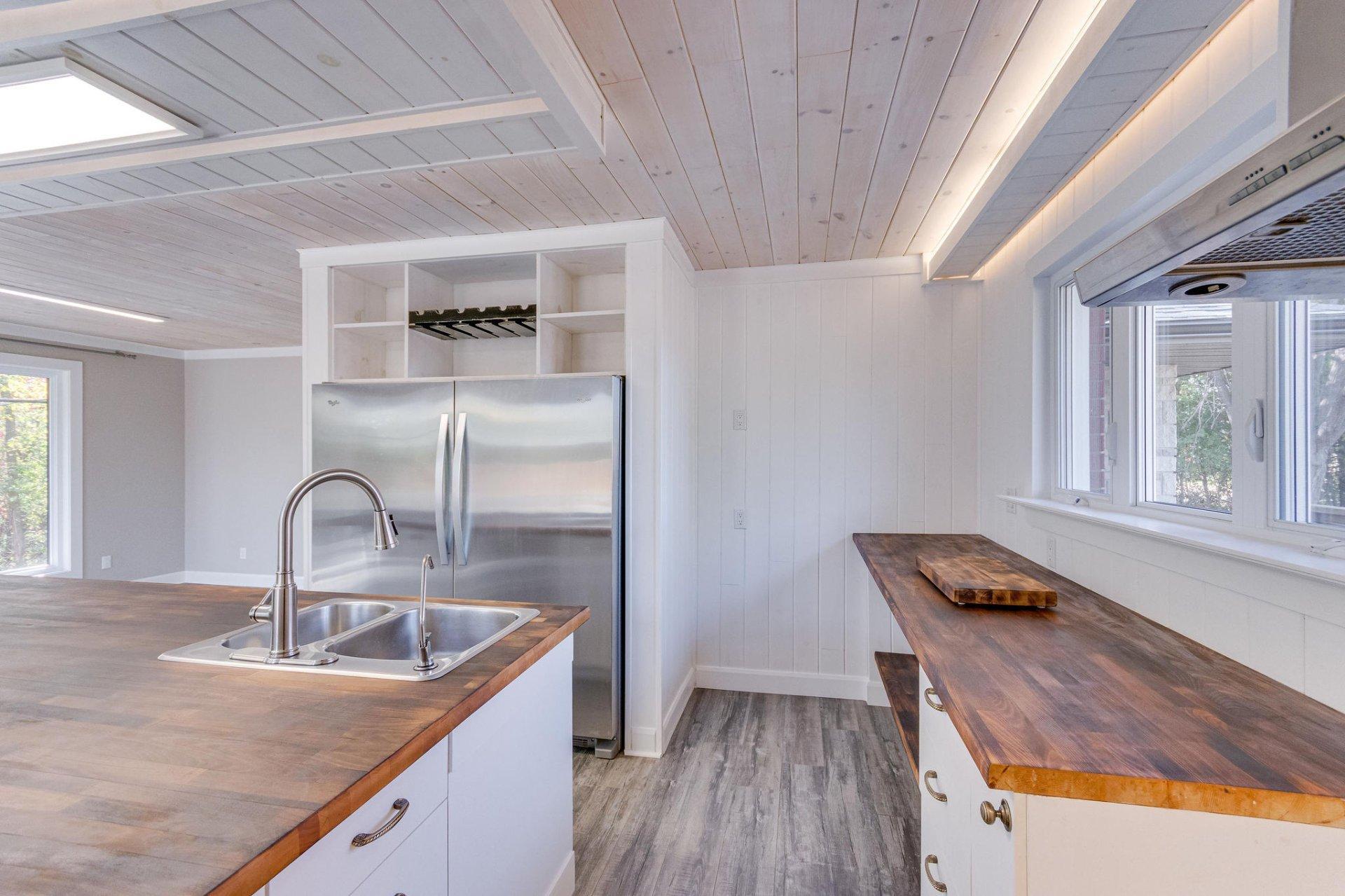 









426


Rue Benoît

,
Gatineau (Gatineau),




QC
J8P3K9

