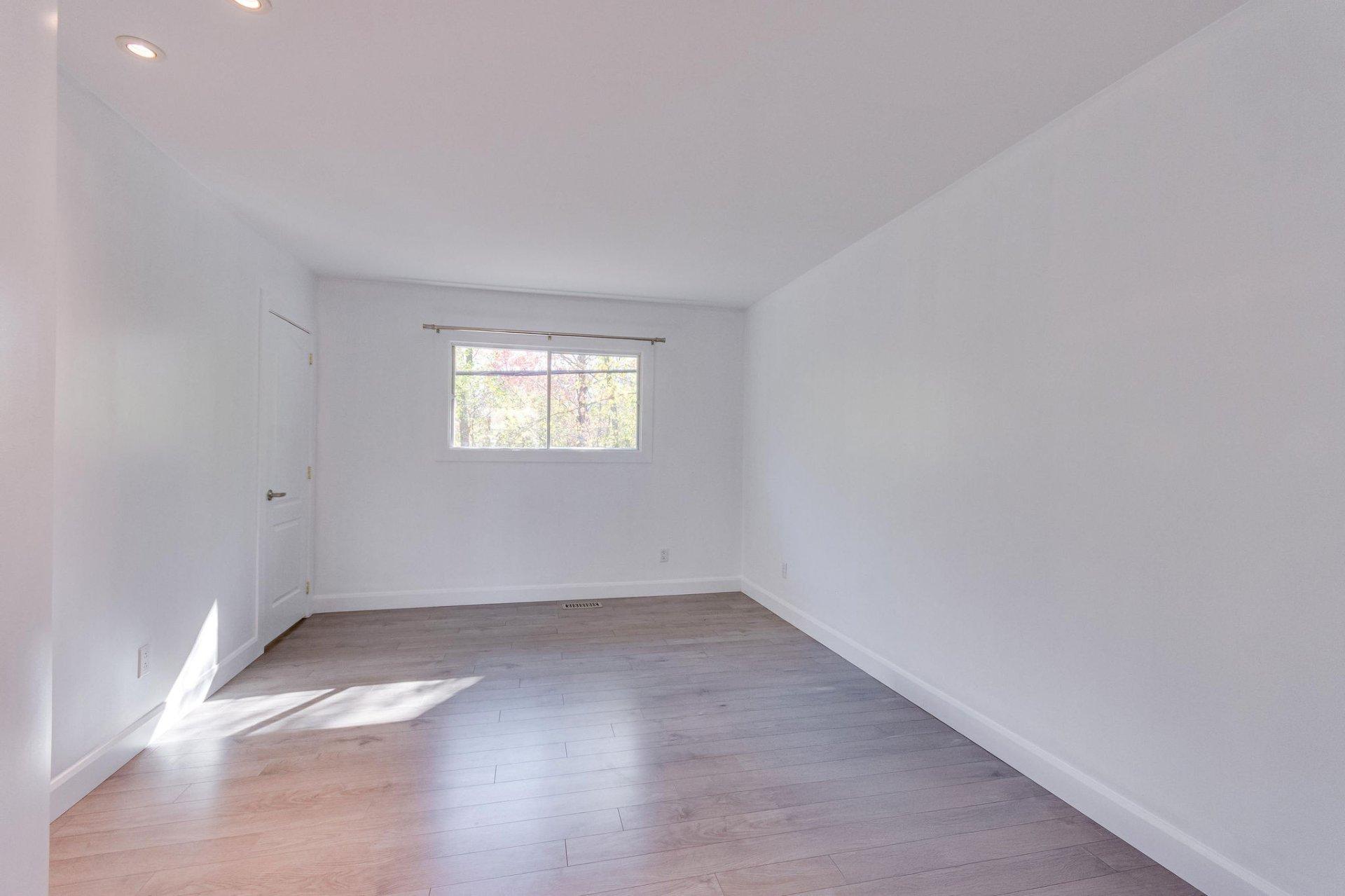 









426


Rue Benoît

,
Gatineau (Gatineau),




QC
J8P3K9

