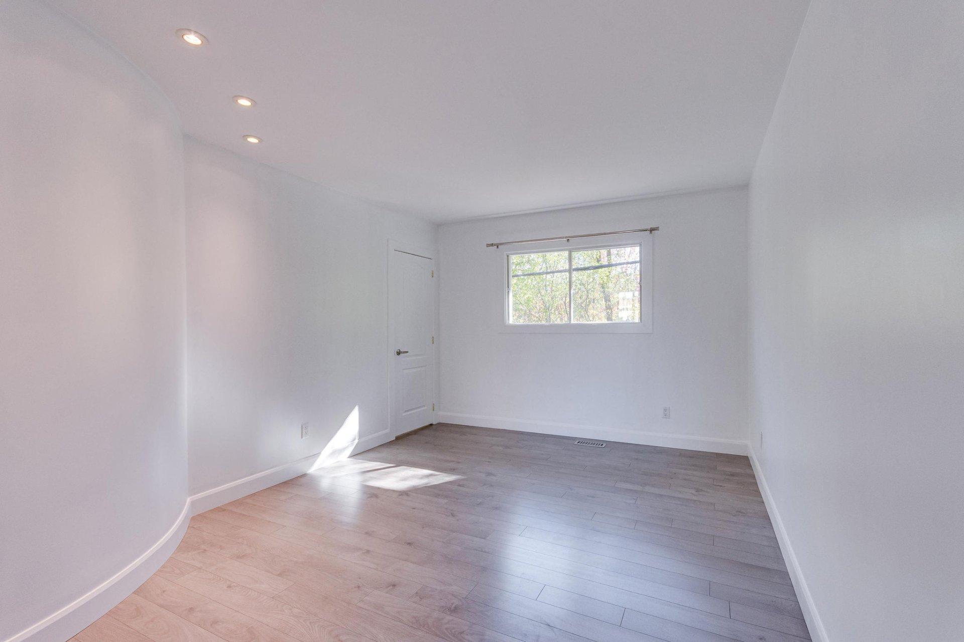 









426


Rue Benoît

,
Gatineau (Gatineau),




QC
J8P3K9

